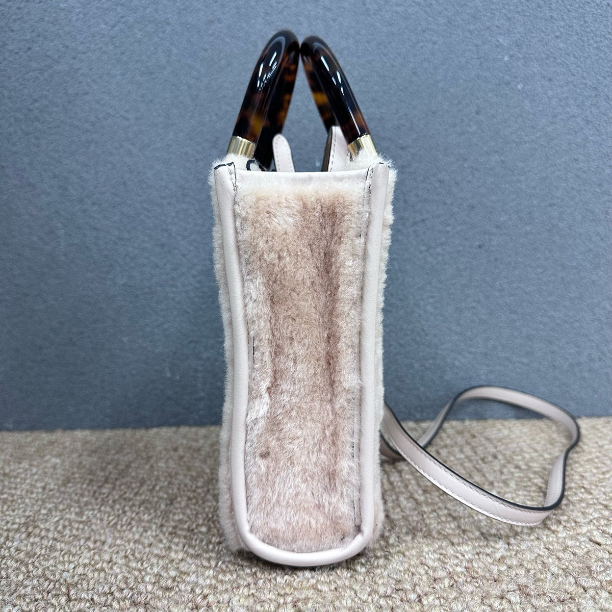 Fendi - Sunshine Shopper Small - Fur - Shearling - Pink - (small)