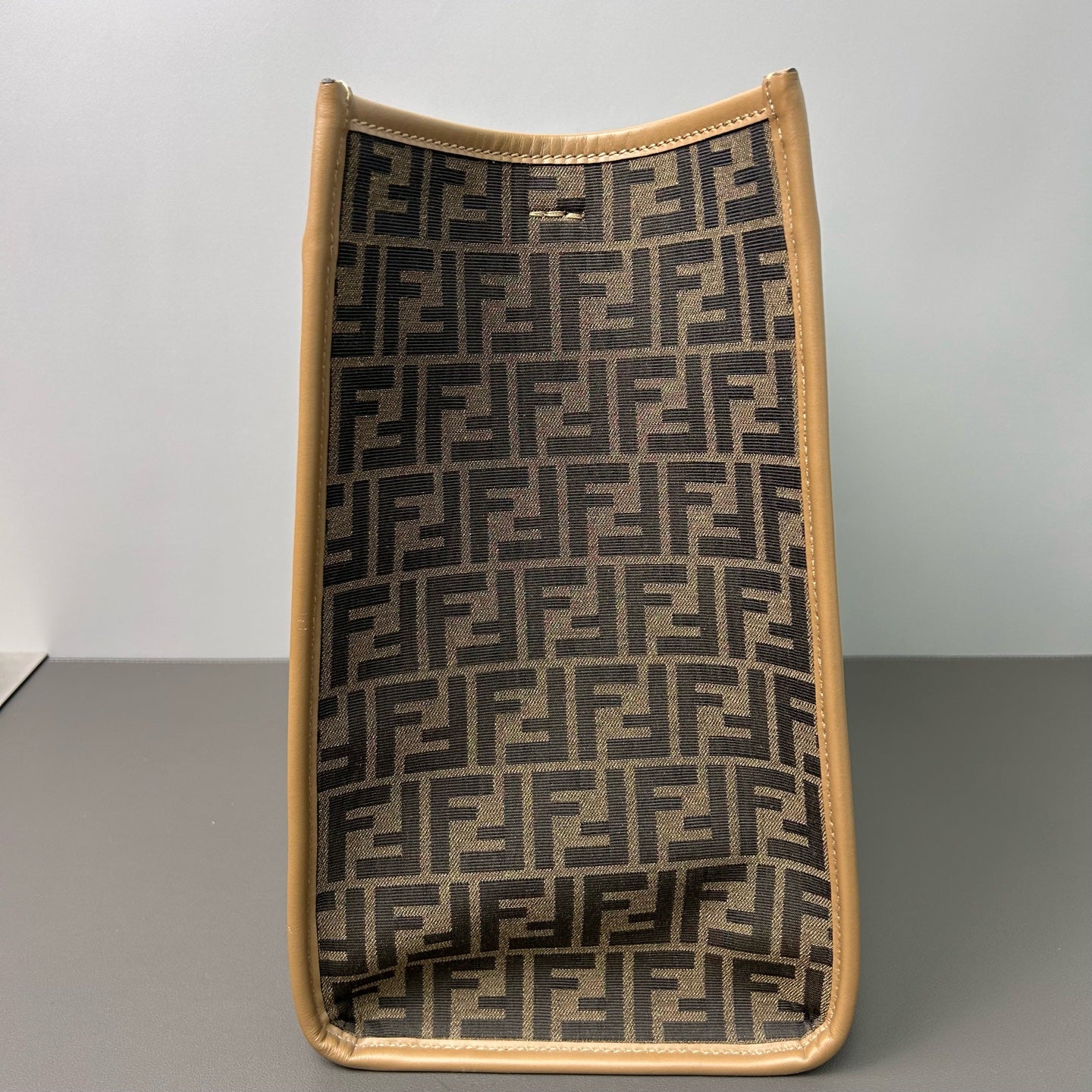 Fendi - Sunshine Tote Bag - FF Monogram Canvas with Tan Leather Trim - Brown - (Large)