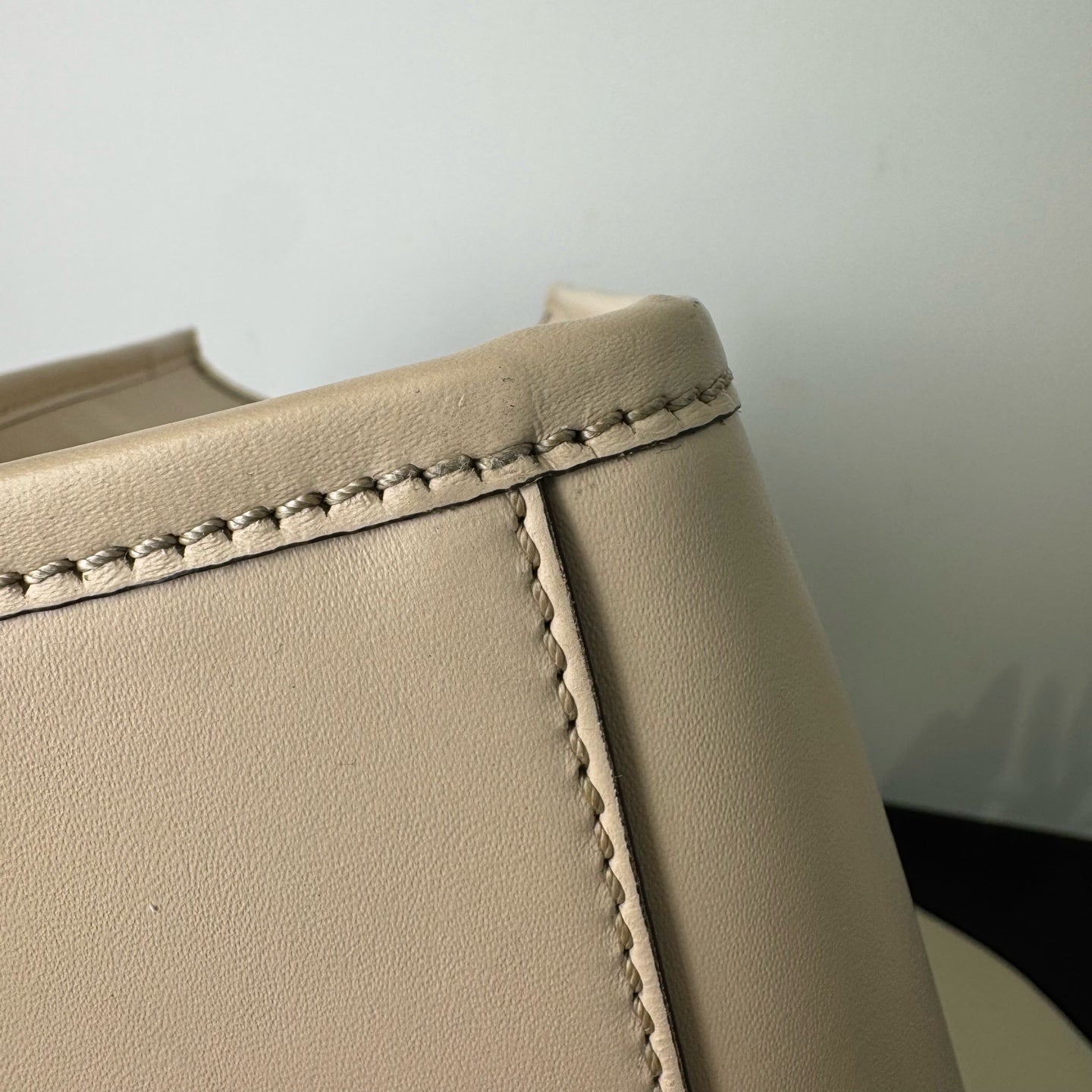Fendi - Sunshine Tote - Leather - Beige - (large)