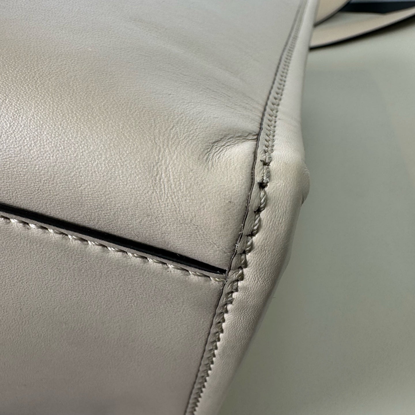 Fendi - Sunshine Tote - Leather - Beige - (large)