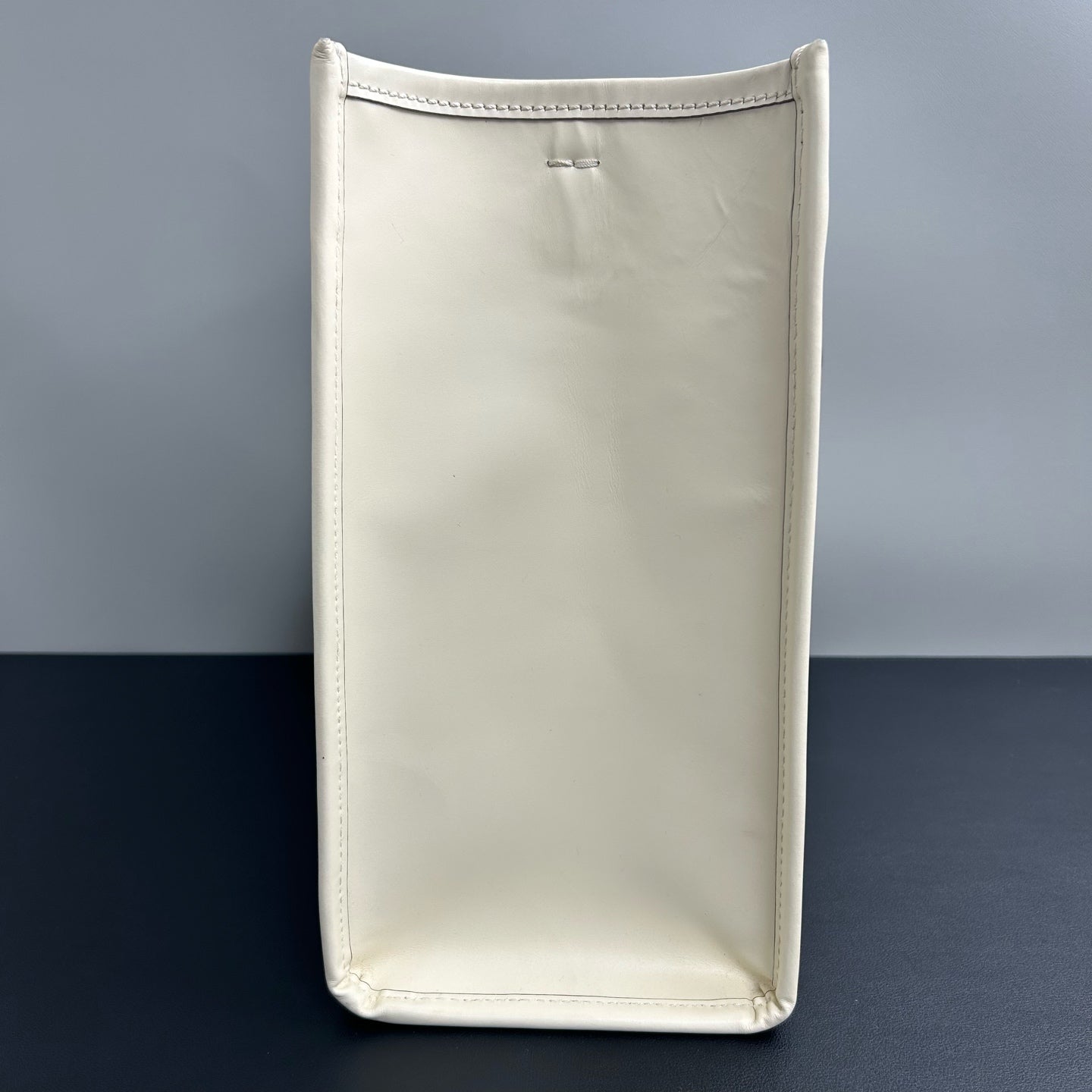 Fendi - Sunshine Tote - Leather - White - (medium)
