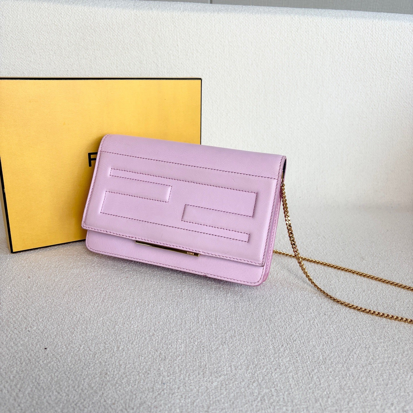 Fendi - WOC Chain Bag - Leather - Pink - (mini)