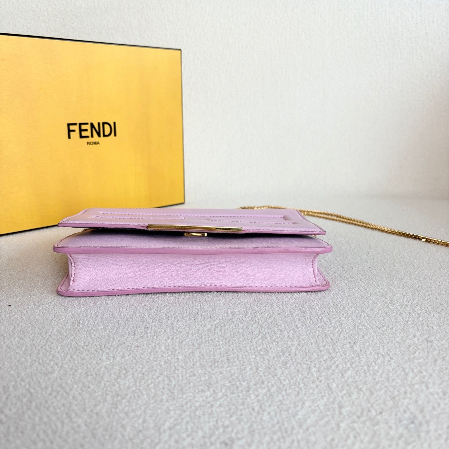 Fendi - WOC Chain Bag - Leather - Pink - (mini)
