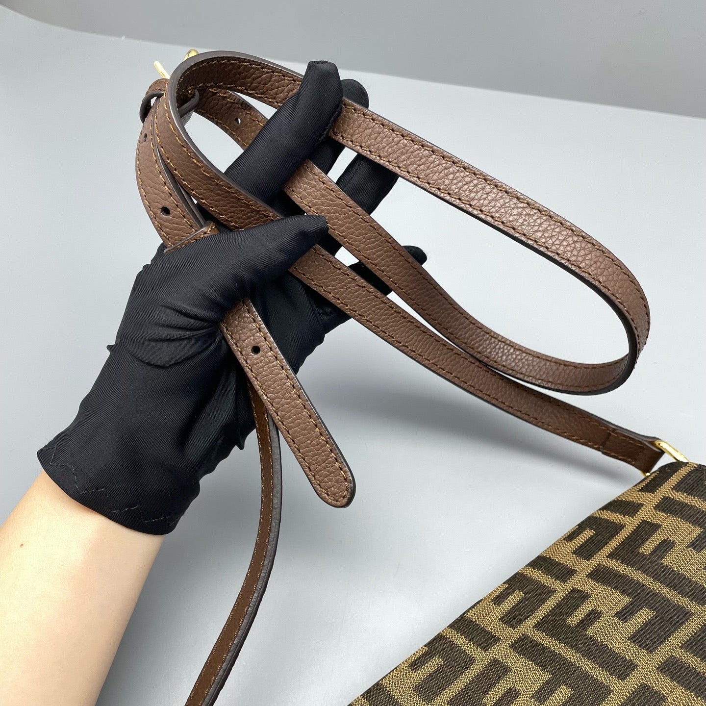 Fendi - Zucca - Cloth - Brown - (medium)