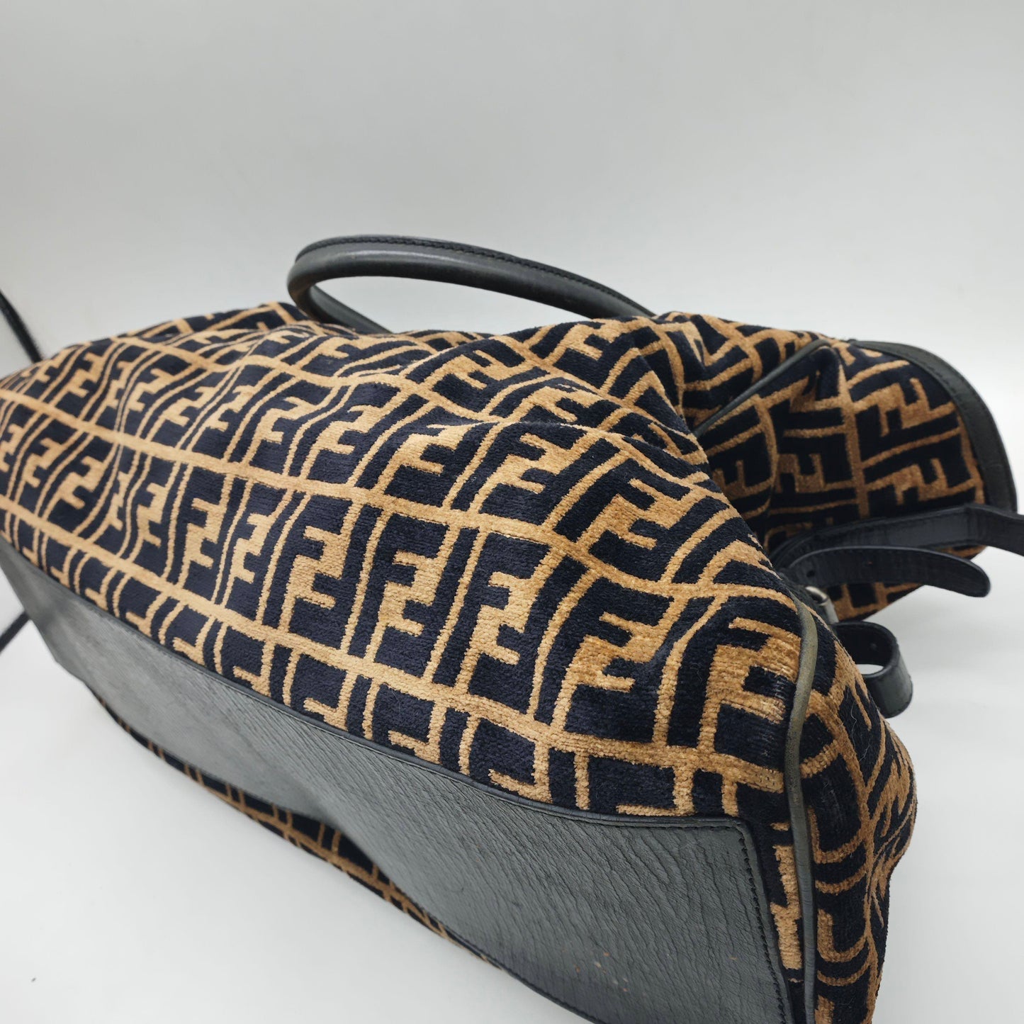 Fendi - Zucca Flocked 'Big Bag' Travel Tote - Flocked velvet and Leather - Brown and Black - (Large)