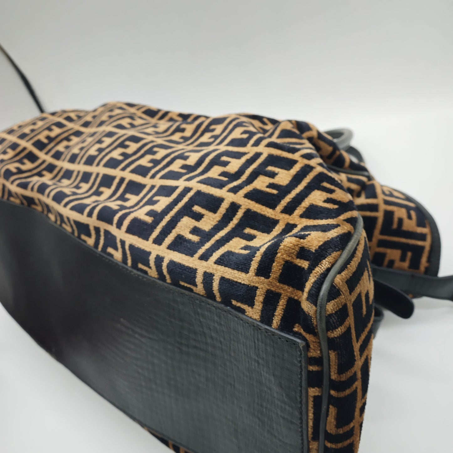 Fendi - Zucca Flocked 'Big Bag' Travel Tote - Flocked velvet and Leather - Brown and Black - (Large)