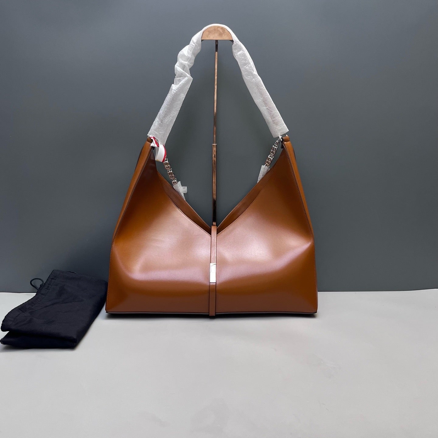 Givenchy - Cut-out - Leather - Brown - (large)