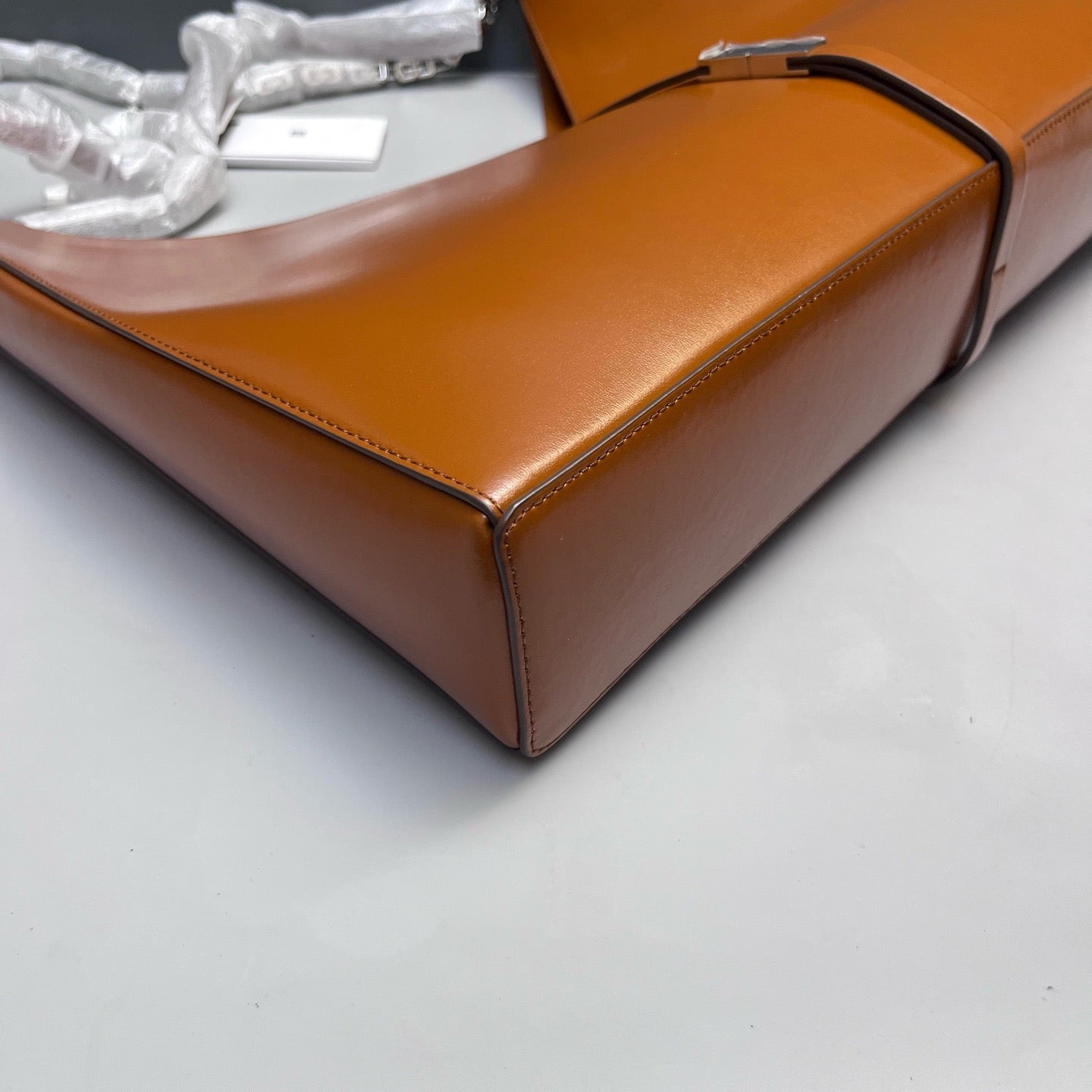 Givenchy - Cut-out - Leather - Brown - (large)