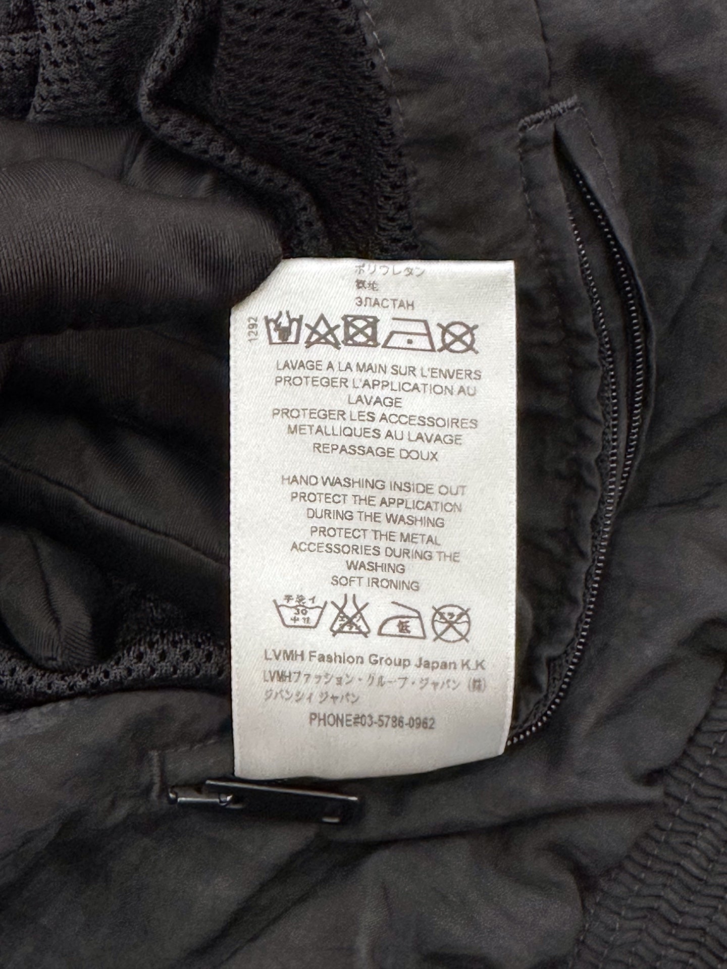 Givenchy - Other - Polyamide - Black - (52)