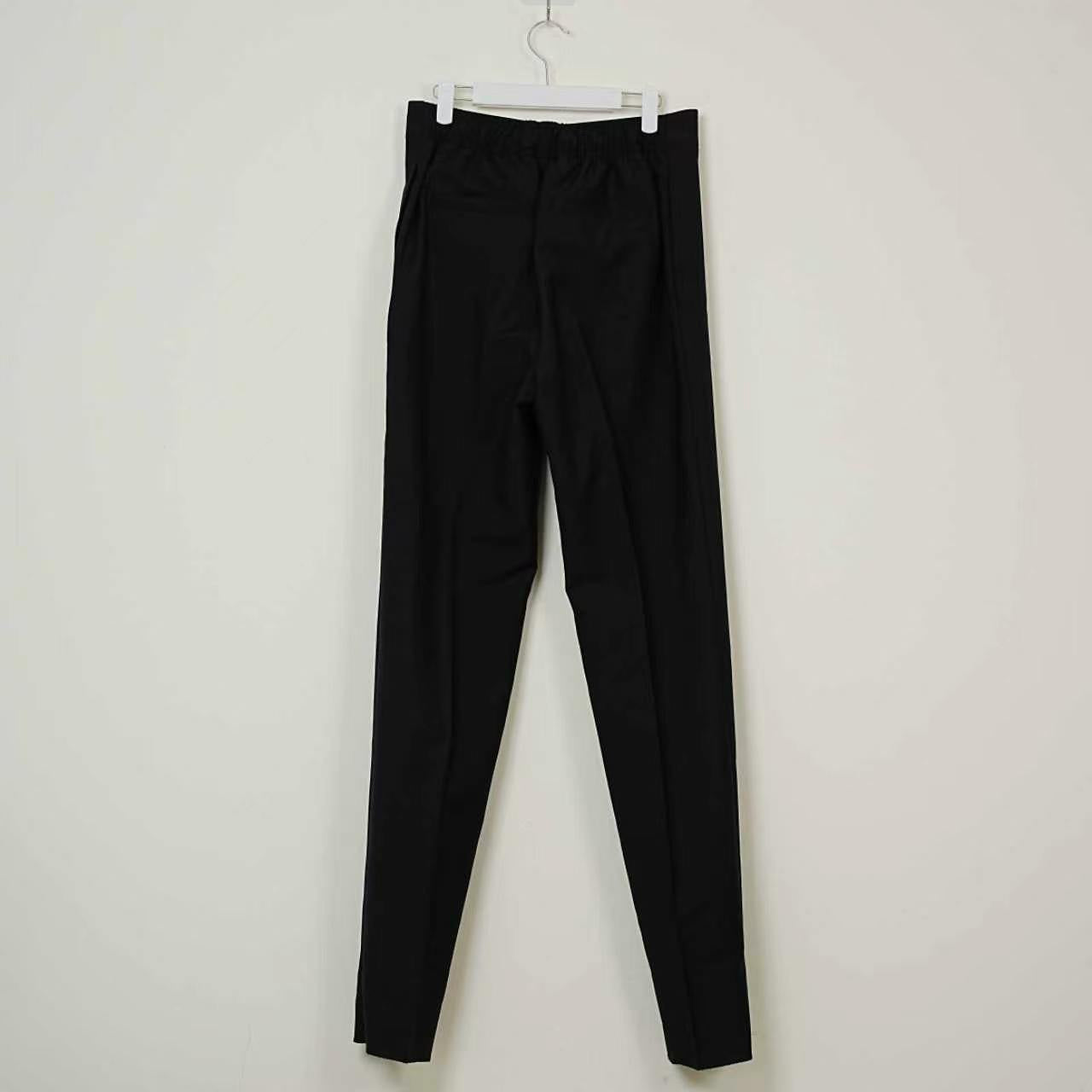 Givenchy - Other - Wool - Black - (46)