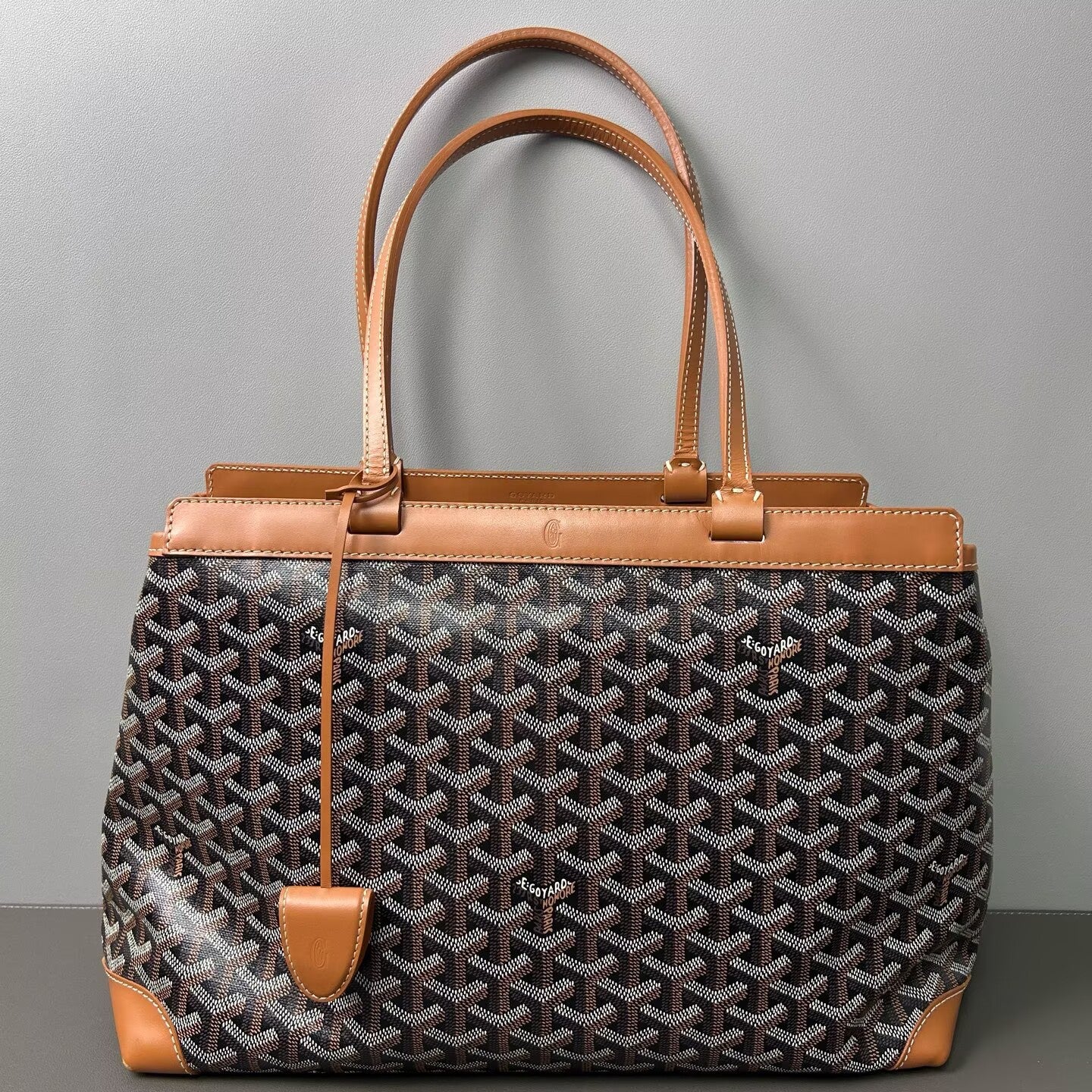 Goyard - Bellechasse - Goyardine Canvas with Leather Trim - Brown - (Medium)