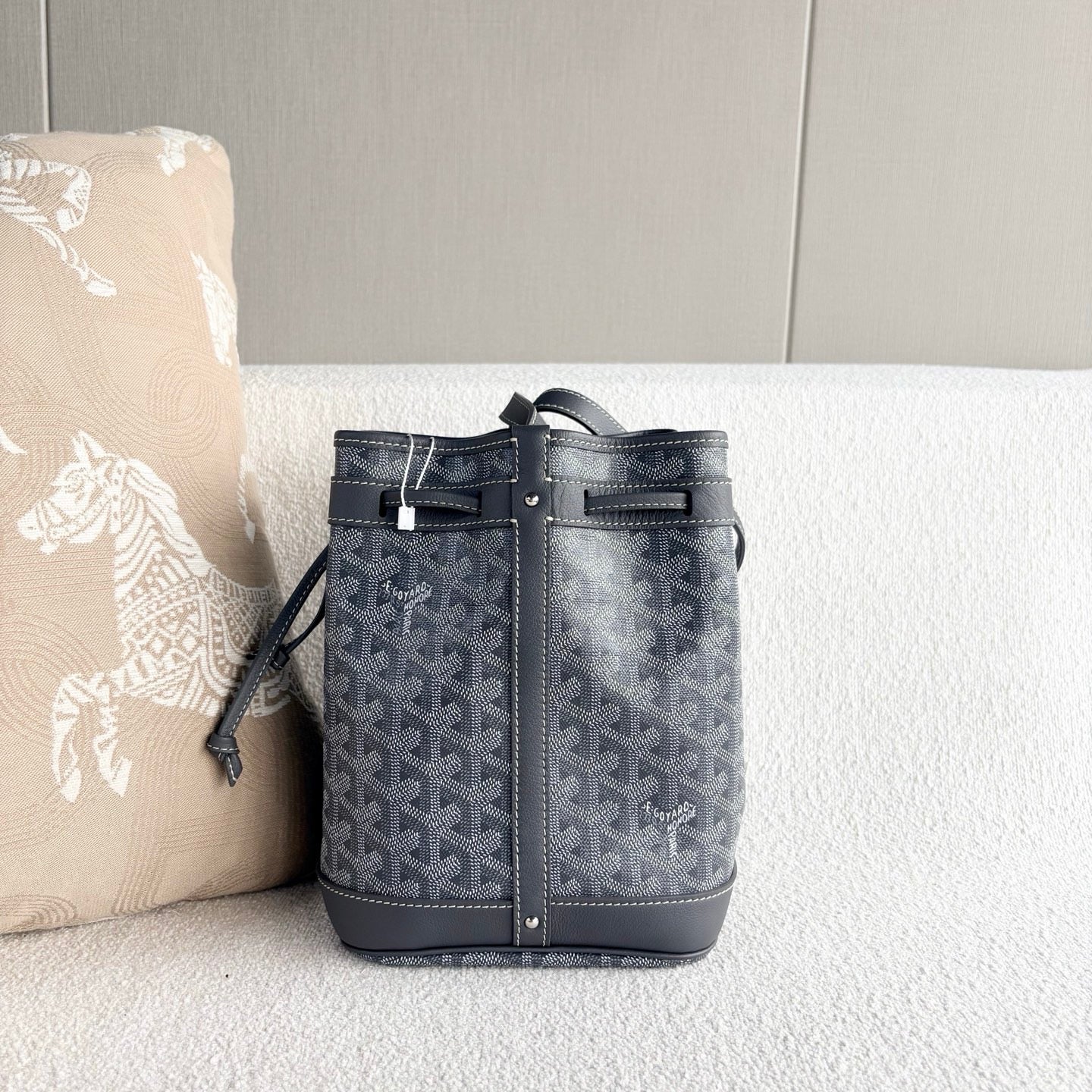 Goyard - Drawstring Bucket Bag - Goyardine canvas with leather trim - Grey - (Small)