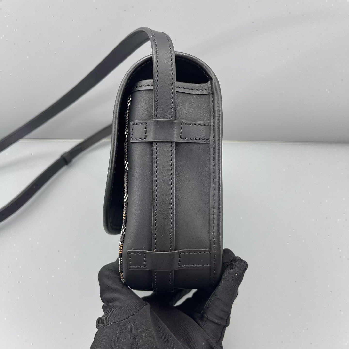 Goyard - Messenger Bag - Goyardine canvas and leather trim - Black and Brown - (small)