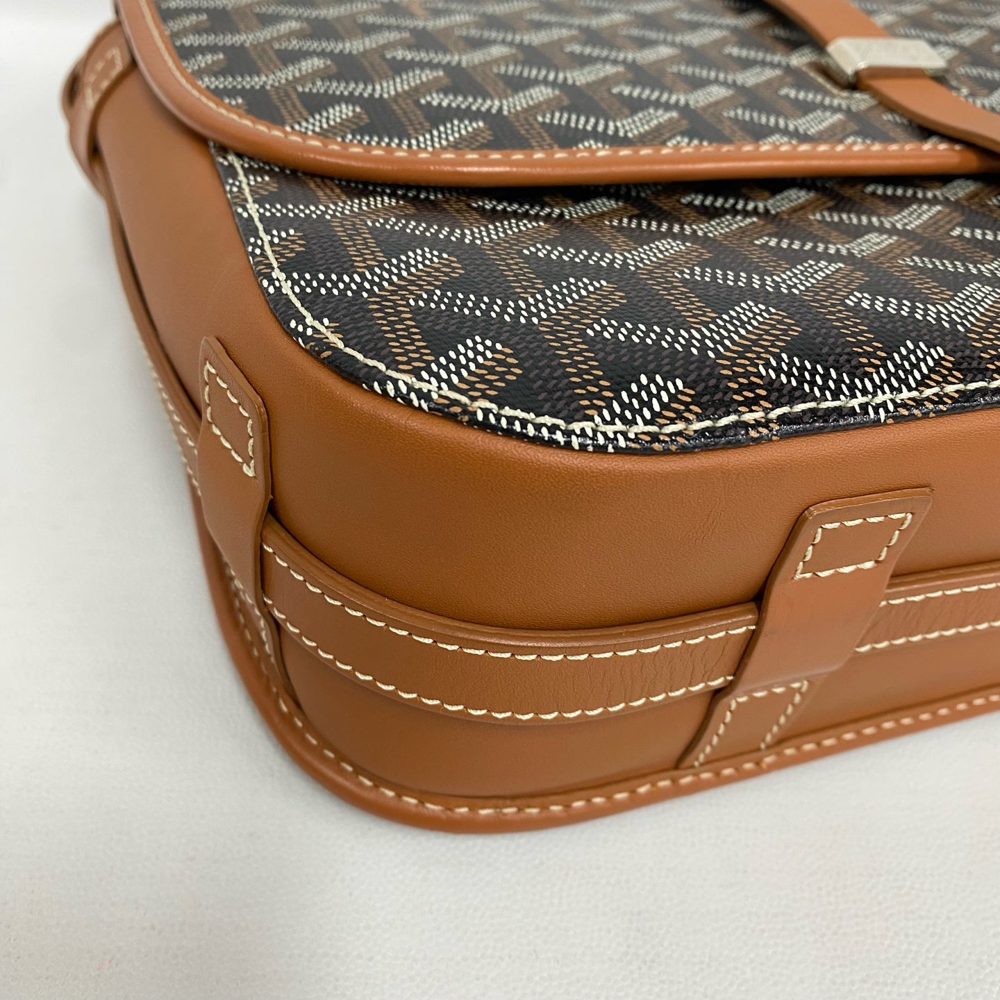 Goyard - Messenger Bag - Goyardine canvas with leather trim - Brown - (Medium)