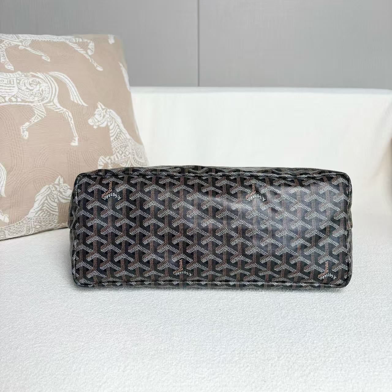 Goyard - Saint Louis - Goyardine canvas with leather trim - Brown - (Small)