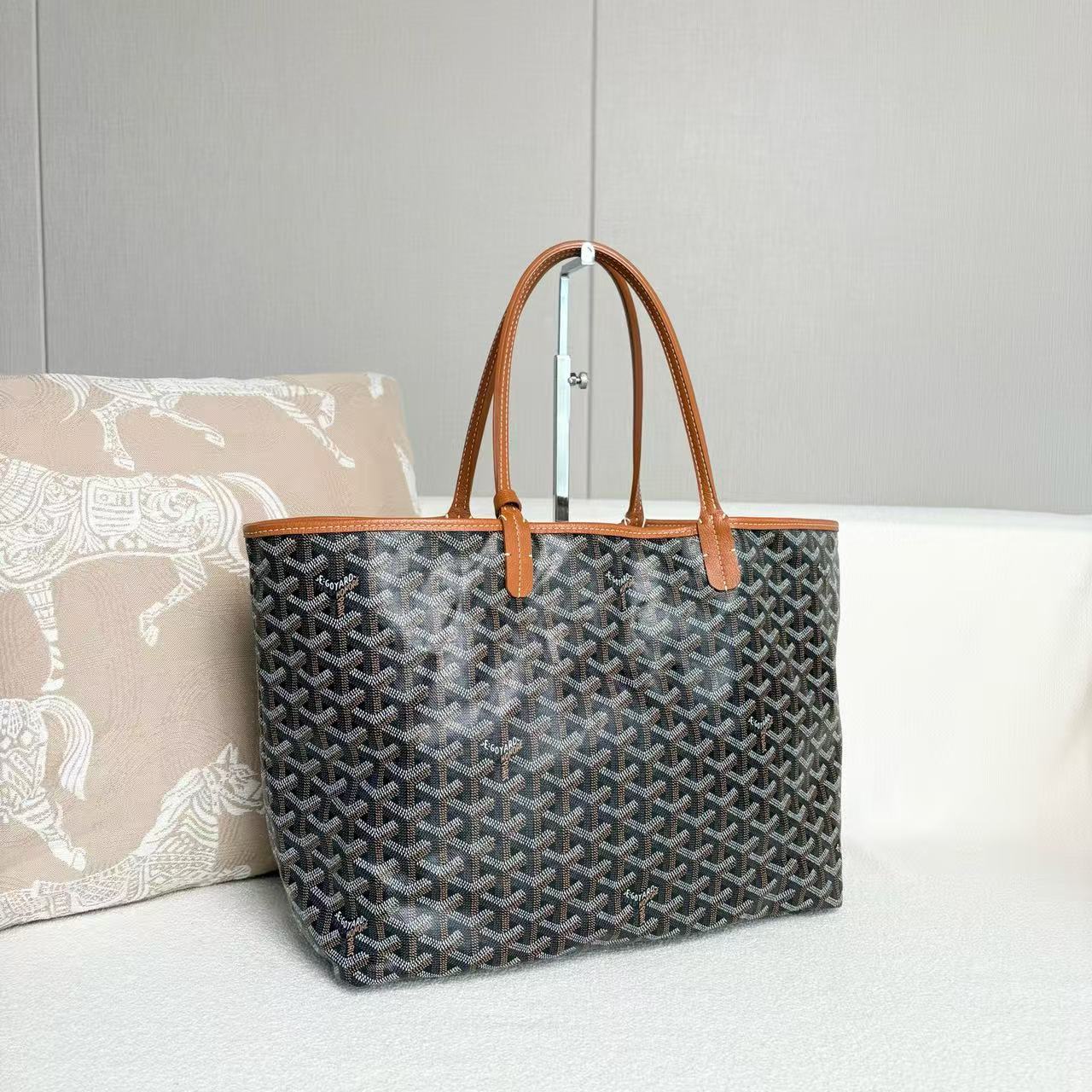 Goyard - Saint Louis - Goyardine canvas with leather trim - Brown - (Small)