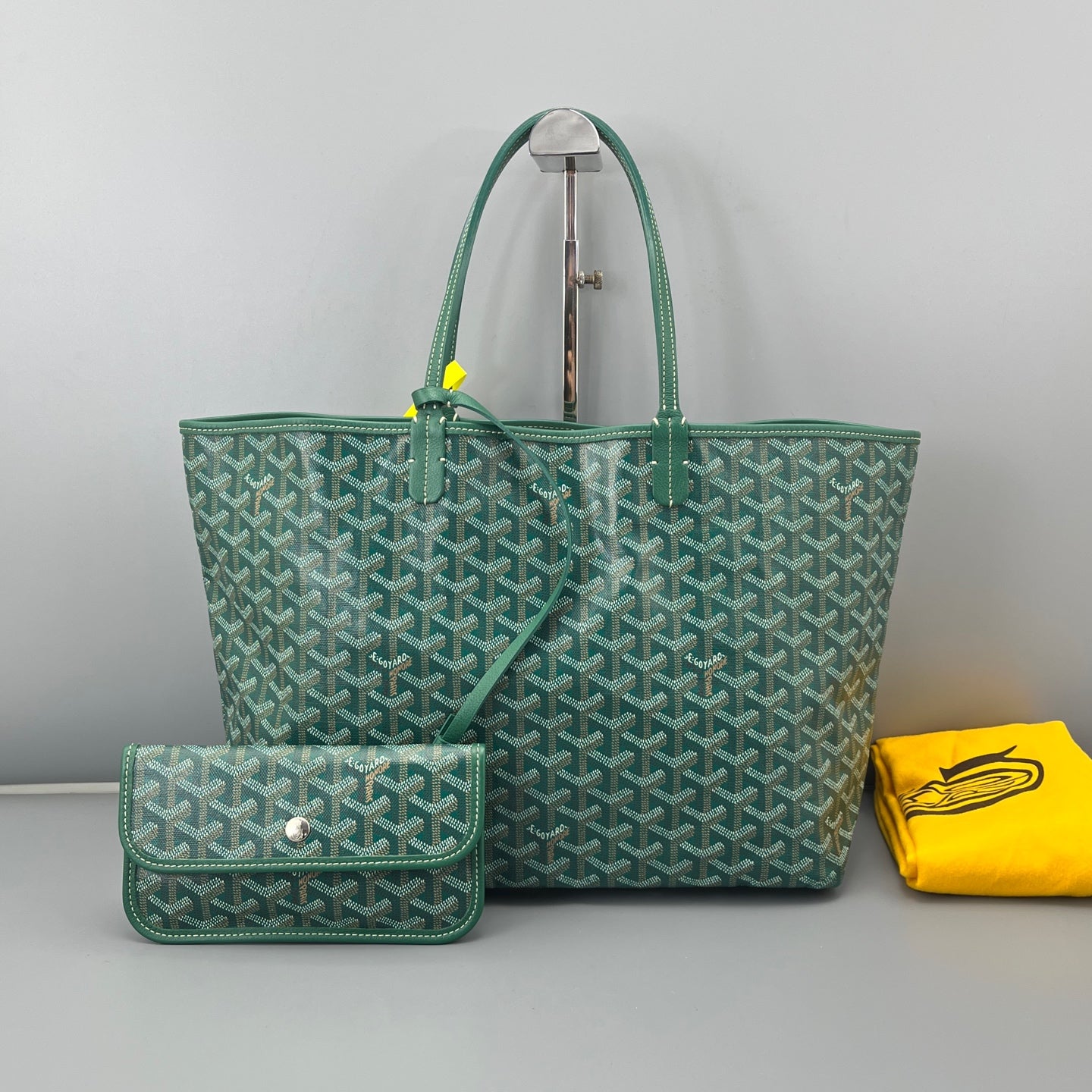 Goyard - St. Louis PM - Goyardine canvas and Leather trim - Green - (Medium)