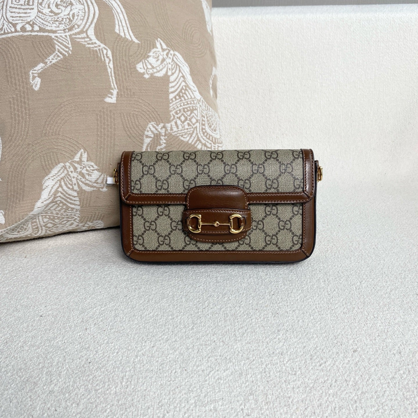 Gucci - 1955 Horizontal Baguette - GG Supreme canvas with leather trim - Beige and Brown - (mini)