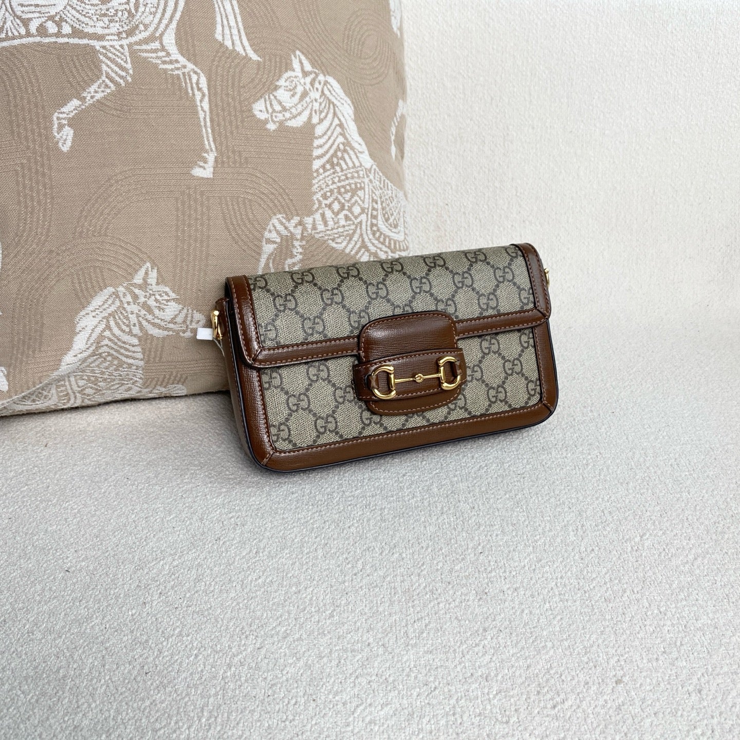 Gucci - 1955 Horizontal Baguette - GG Supreme canvas with leather trim - Beige and Brown - (mini)