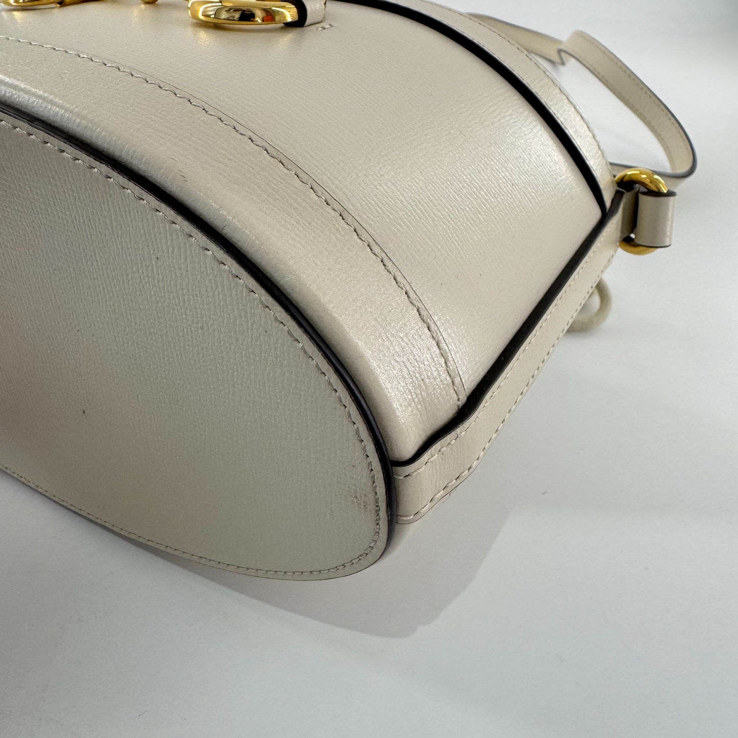 Gucci - 1955 Horsebit Bucket Bag - Leather - White - (Medium)