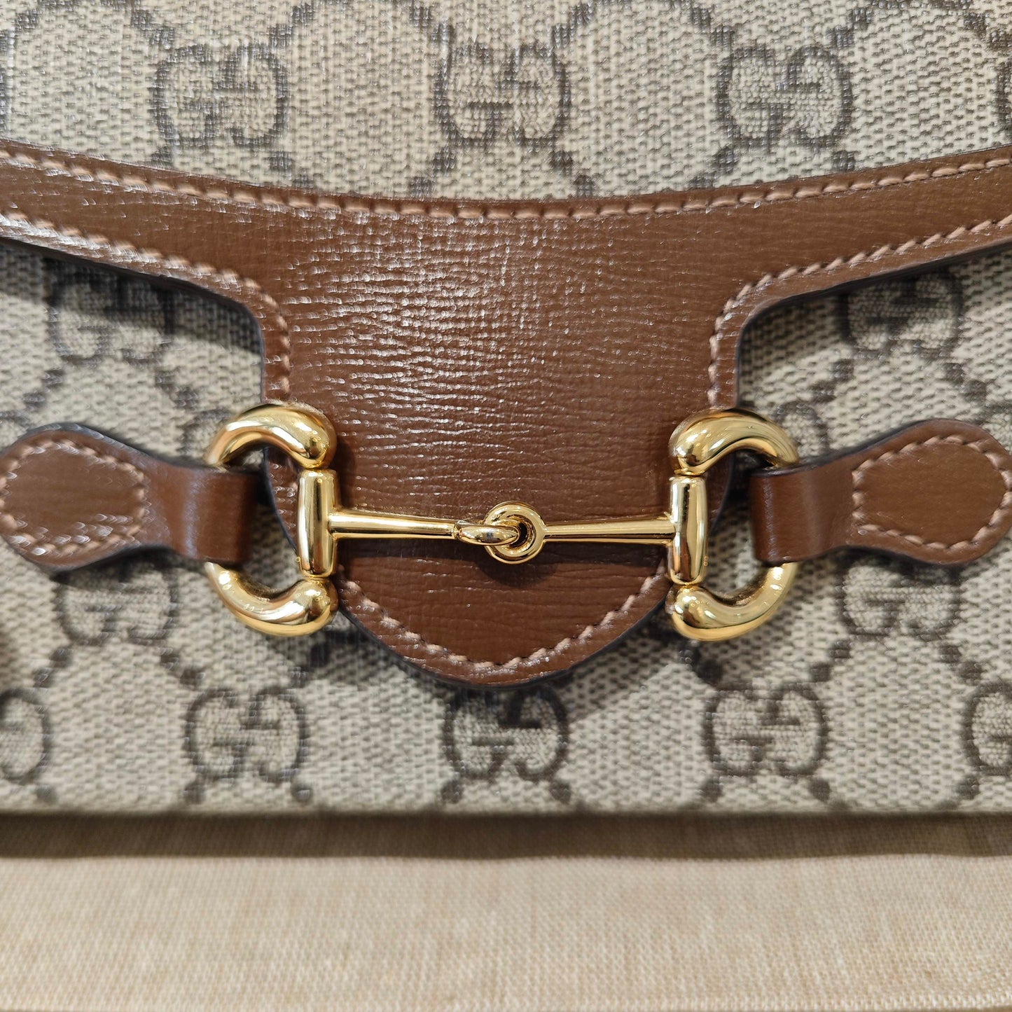 Gucci - 1955 Horsebit Camera Bag - GG Supreme canvas with leather trim - Brown - (mini)