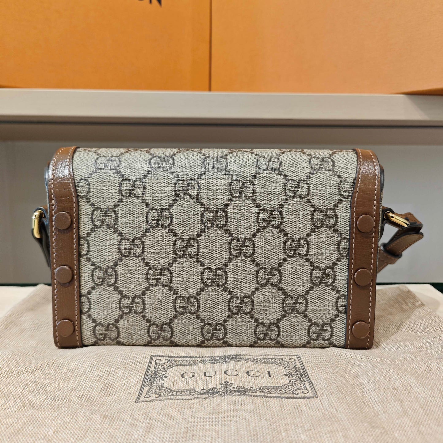 Gucci - 1955 Horsebit Camera Bag - GG Supreme canvas with leather trim - Brown - (mini)
