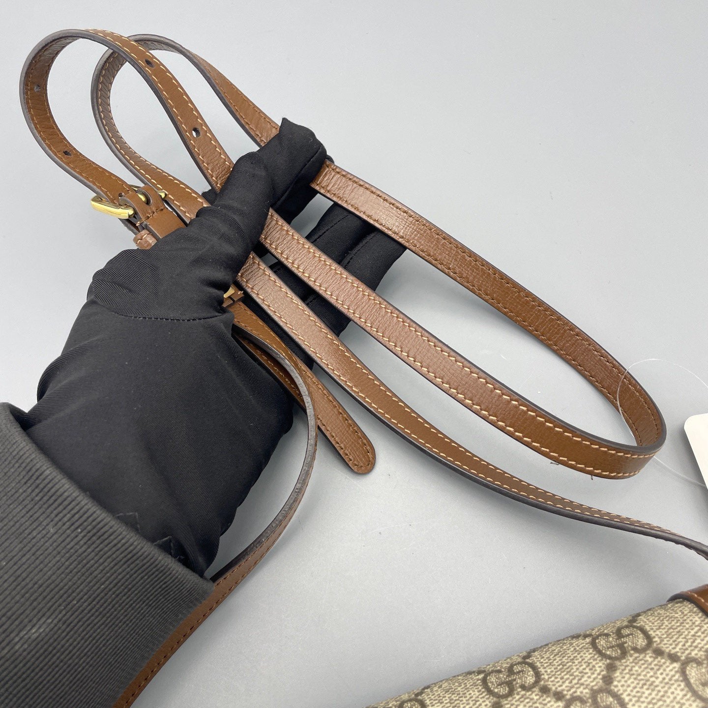 Gucci - 1955 Horsebit Horizontal Phone Bag - GG Supreme canvas and leather - Beige and Brown with Gold-Tone Hardware - (mini)