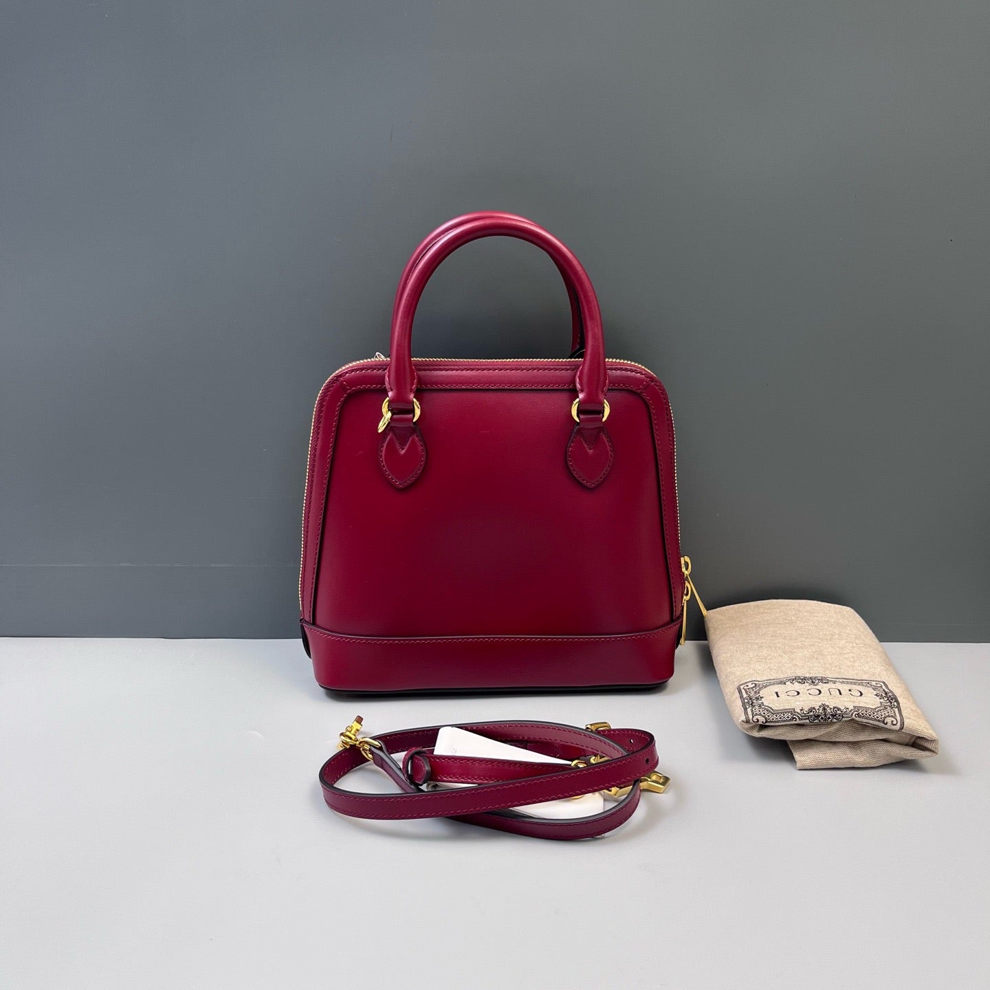 Gucci - 1955 Horsebit - Leather - Red - (Medium)