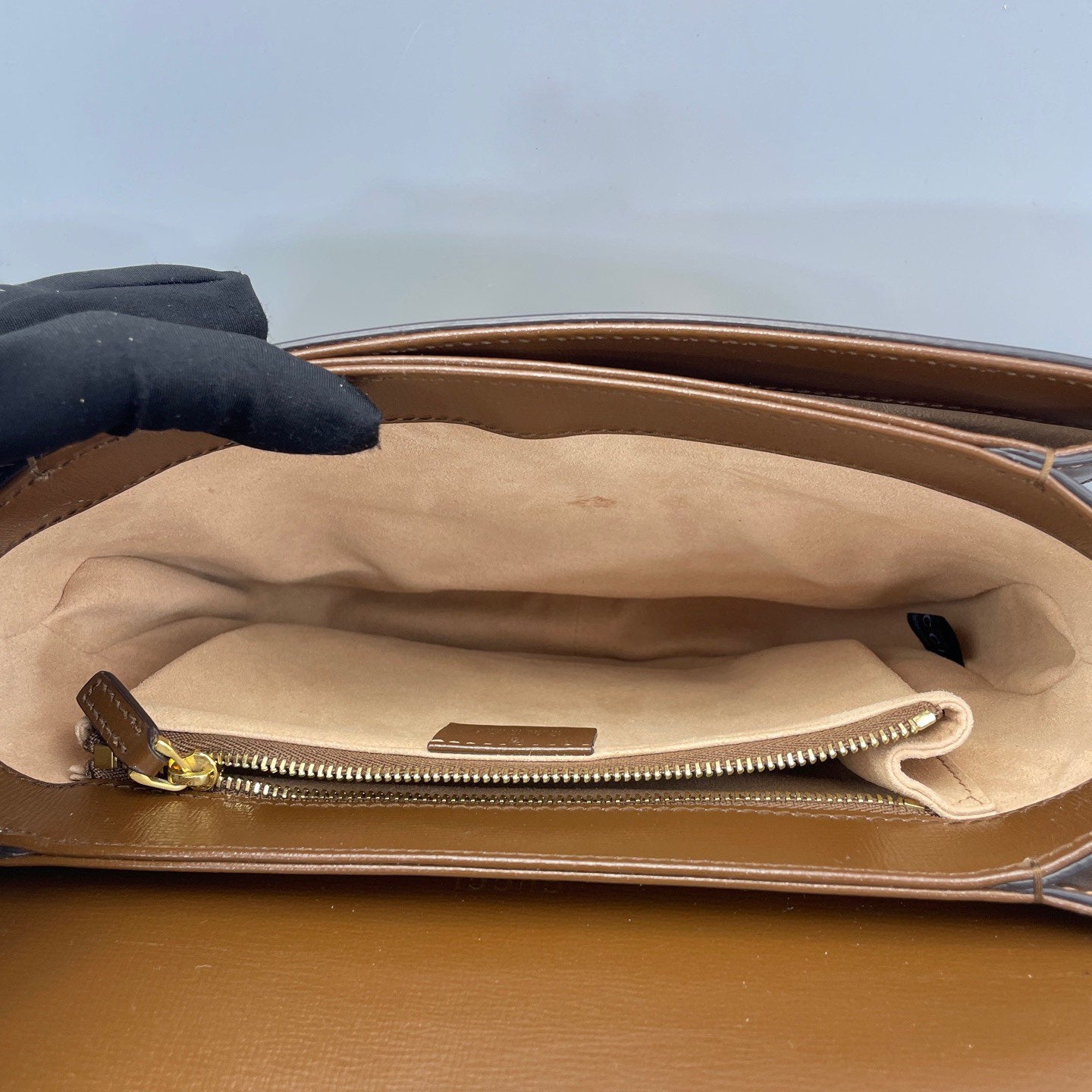 Gucci - 1955 Horsebit Saddle Bag - GG Supreme canvas with leather trim - Caramel and Beige/Ebony - (medium)