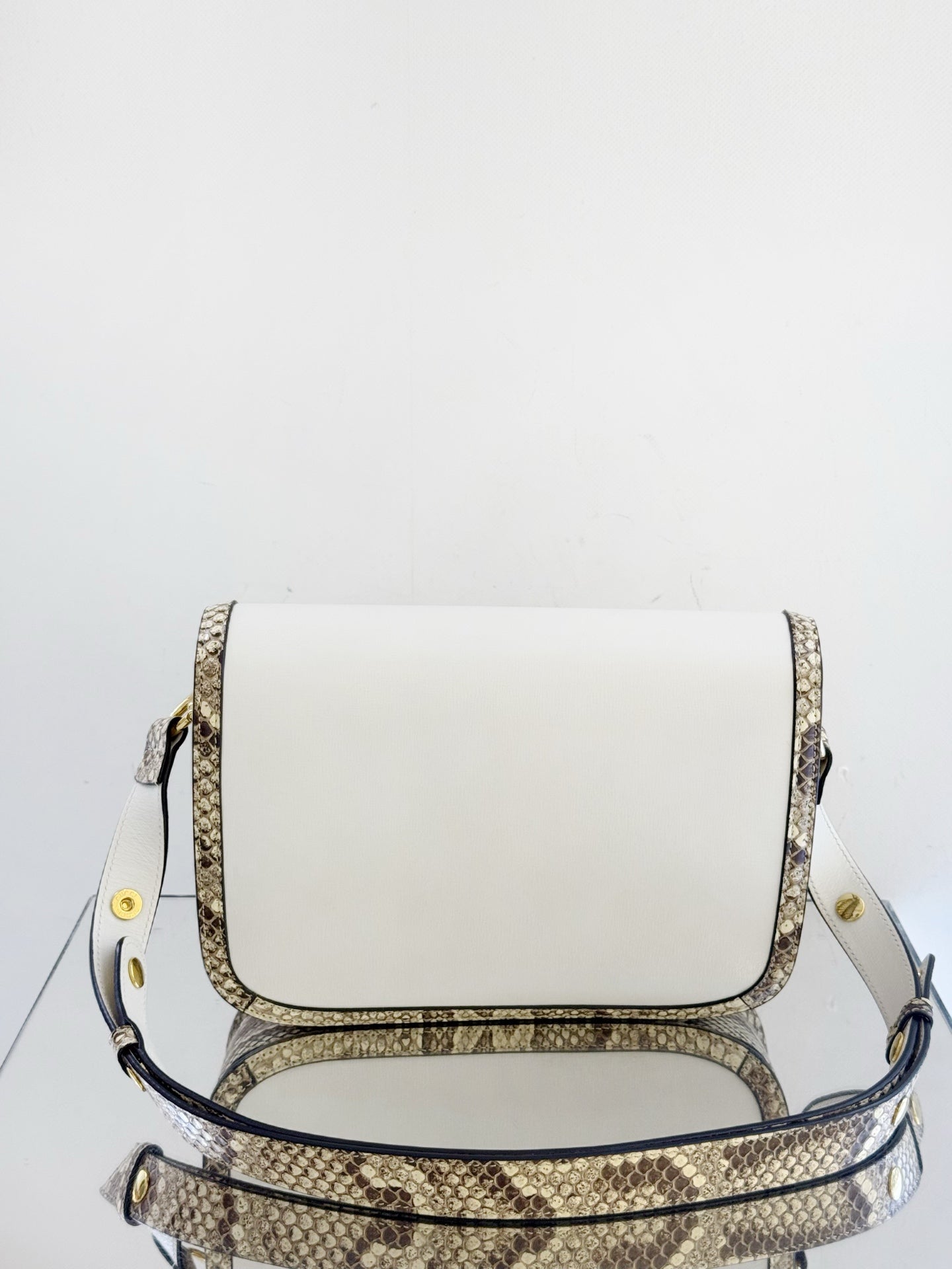 Gucci - 1955 Horsebit Saddle Bag - Leather and python snakeskin - White with natural snakeskin tones - (Medium)