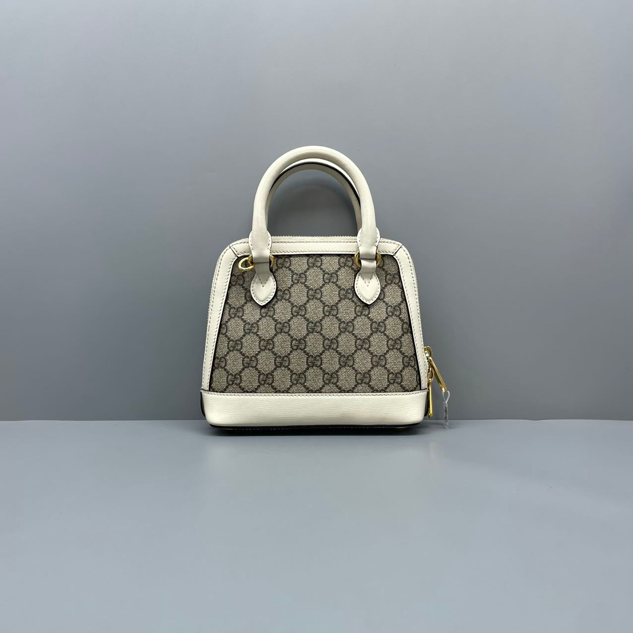 Gucci - 1955 Horsebit Shell Bag - GG Supreme canvas with white leather trim - Beige and White - (mini)