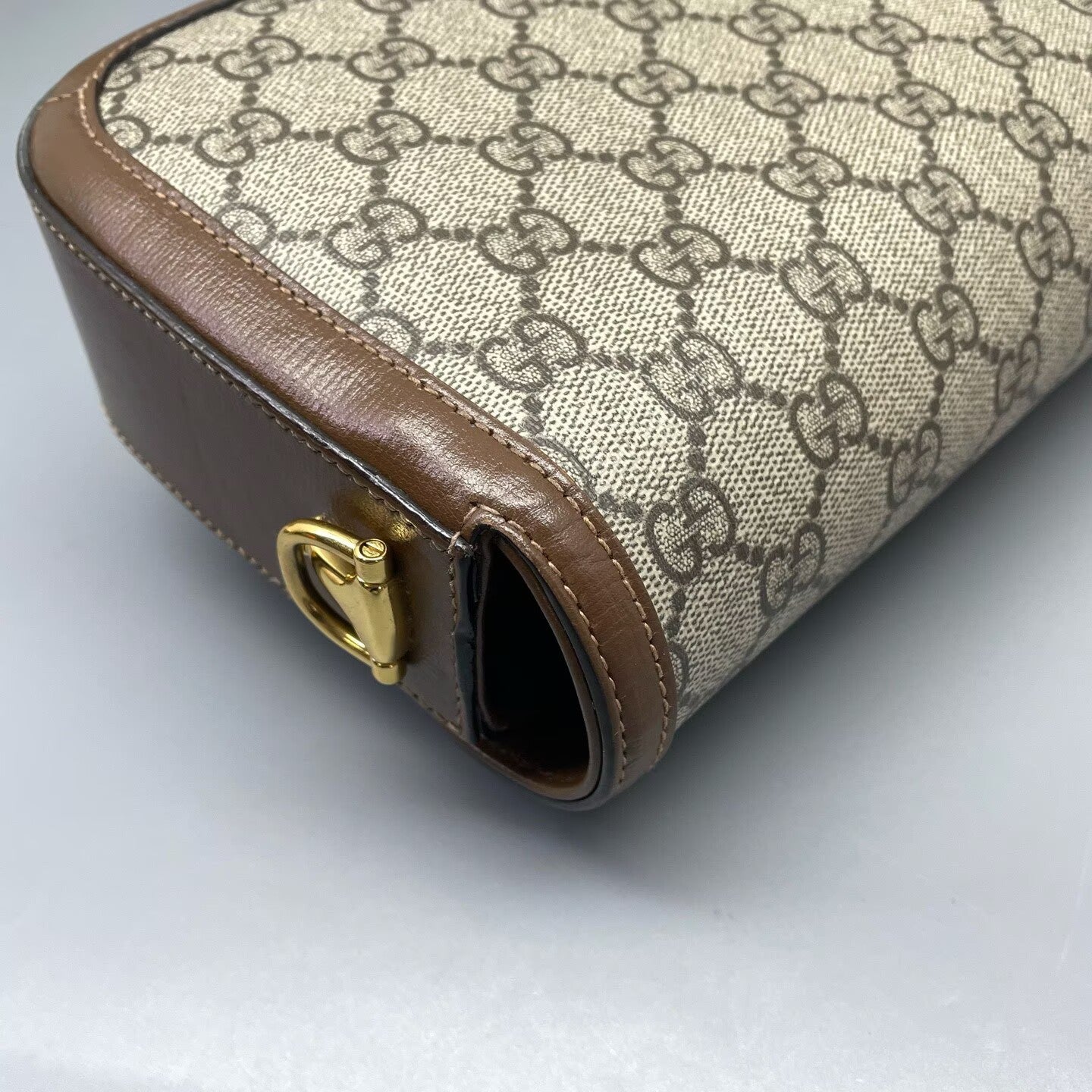 Gucci - 1955 Horsebit Shoulder Bag - Coated canvas with leather trim - Brown - (mini)