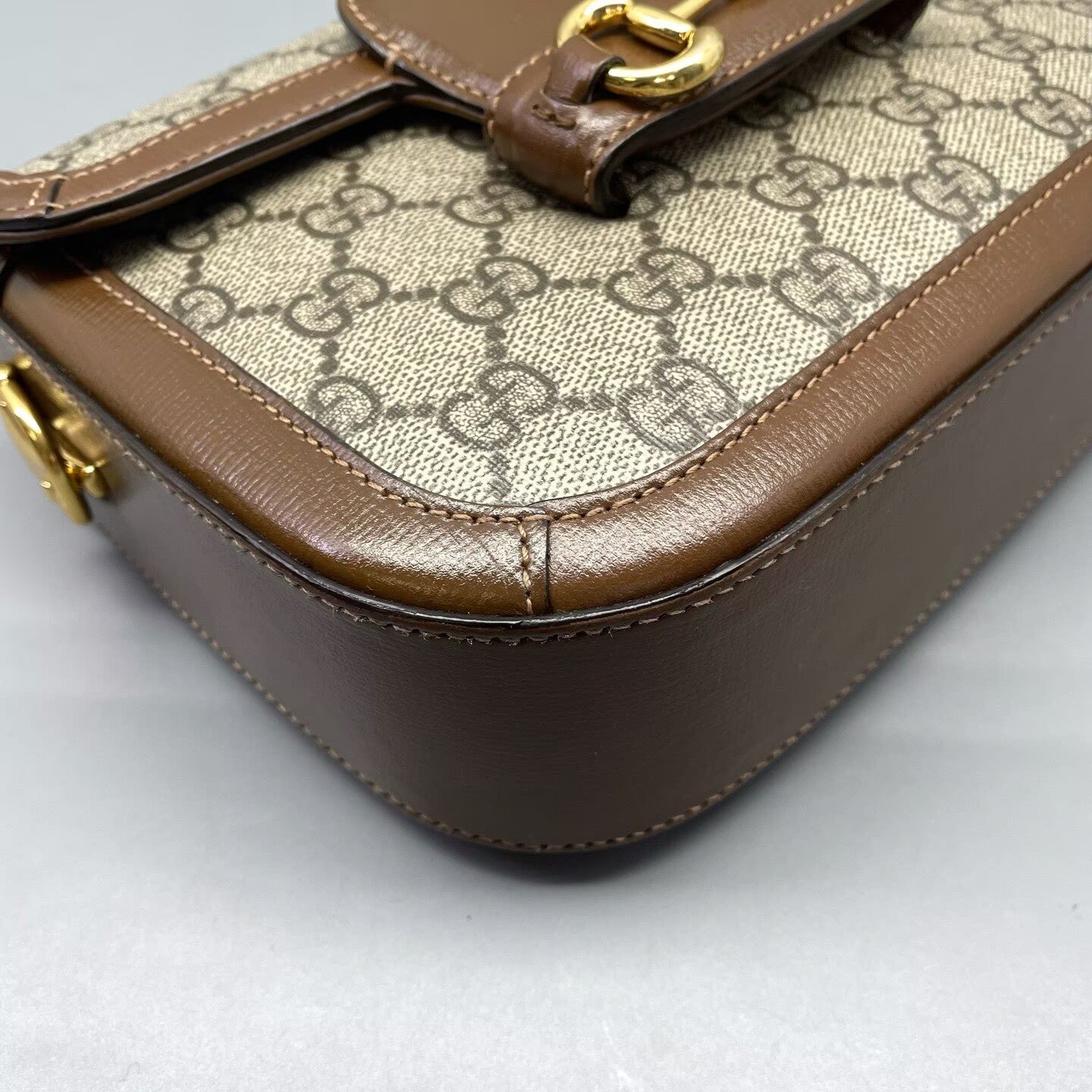 Gucci - 1955 Horsebit Shoulder Bag - Coated canvas with leather trim - Brown - (mini)