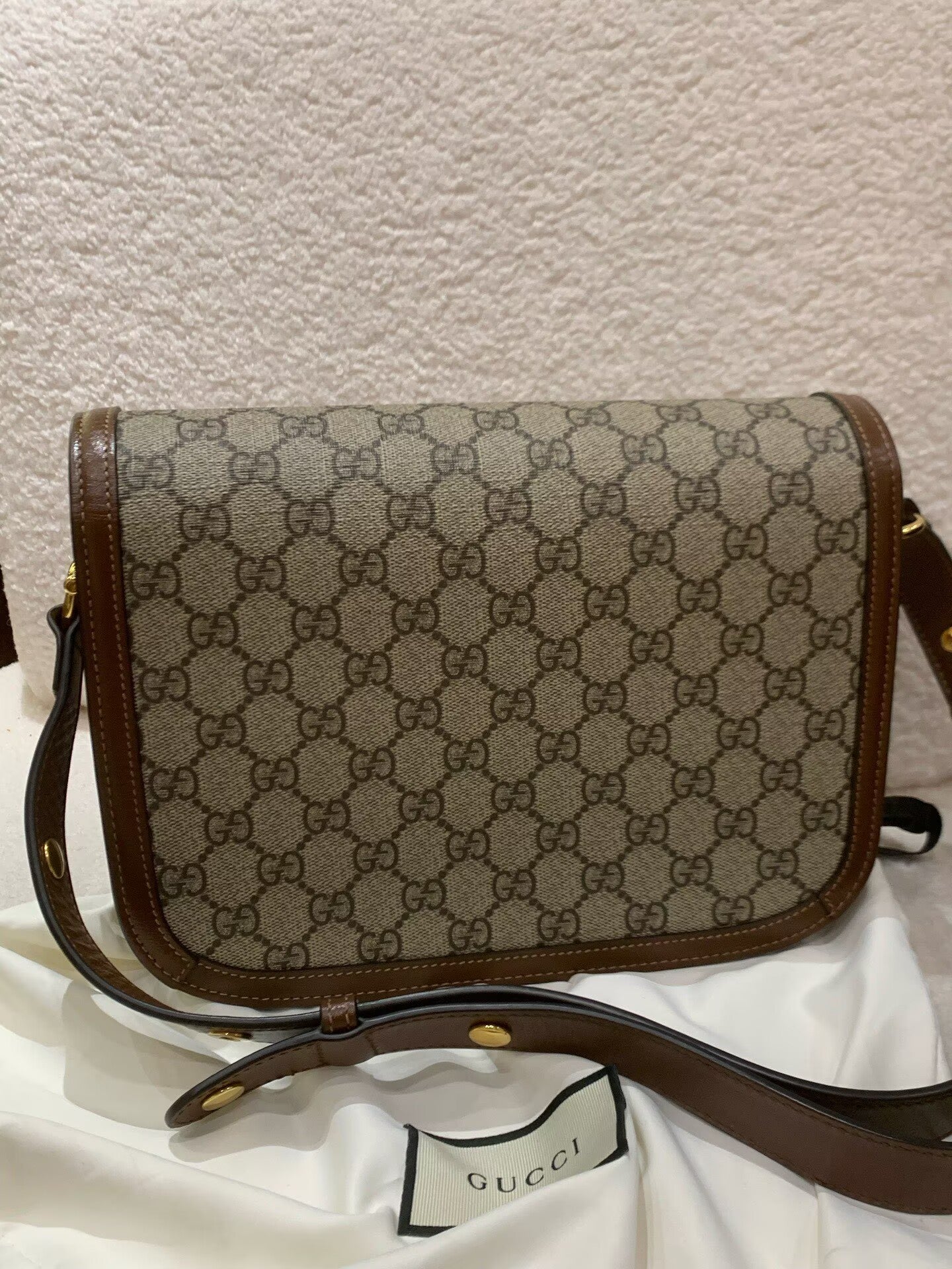 Gucci - 1955 Horsebit Shoulder Bag - GG Supreme canvas with leather trim - Beige and Brown - (Medium)