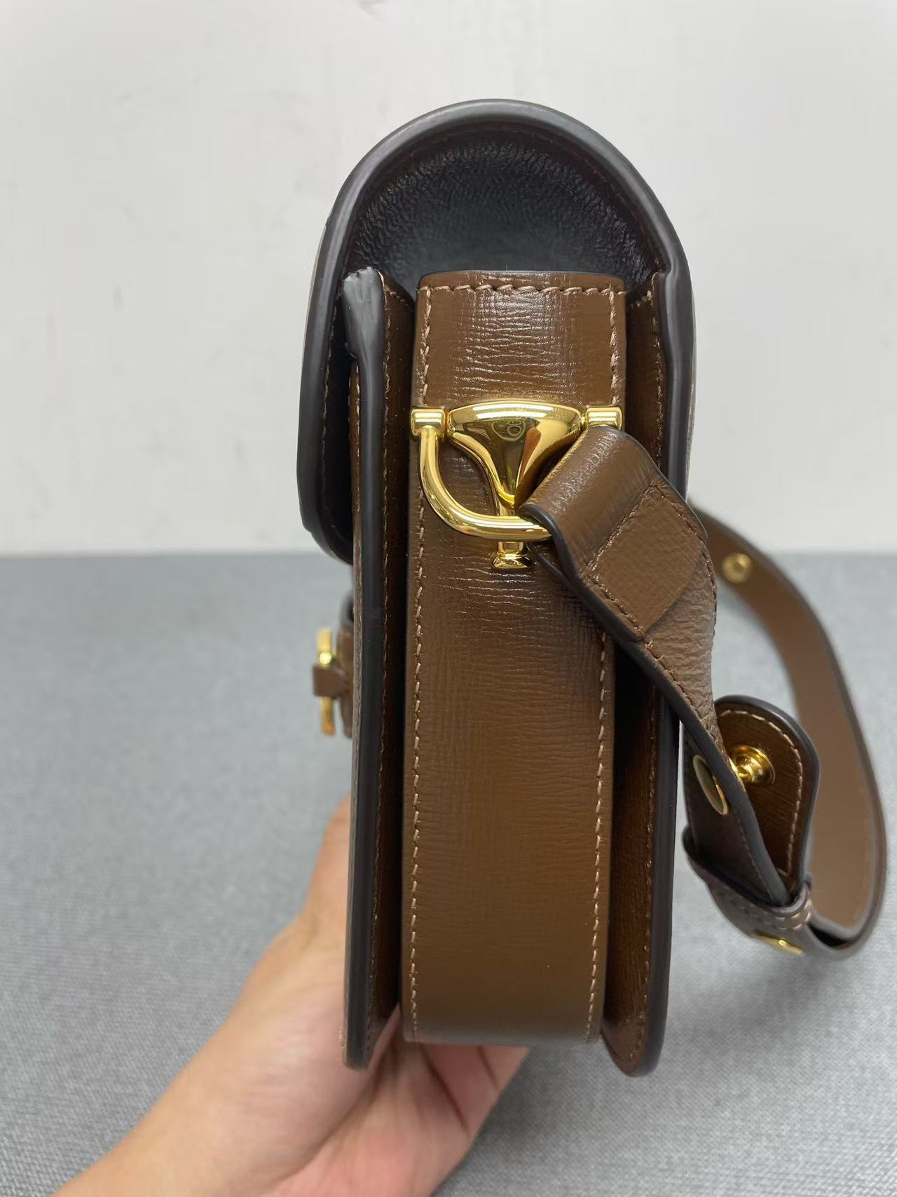 Gucci - 1955 Horsebit Shoulder Bag - GG Supreme canvas with leather trim - Brown - (medium)