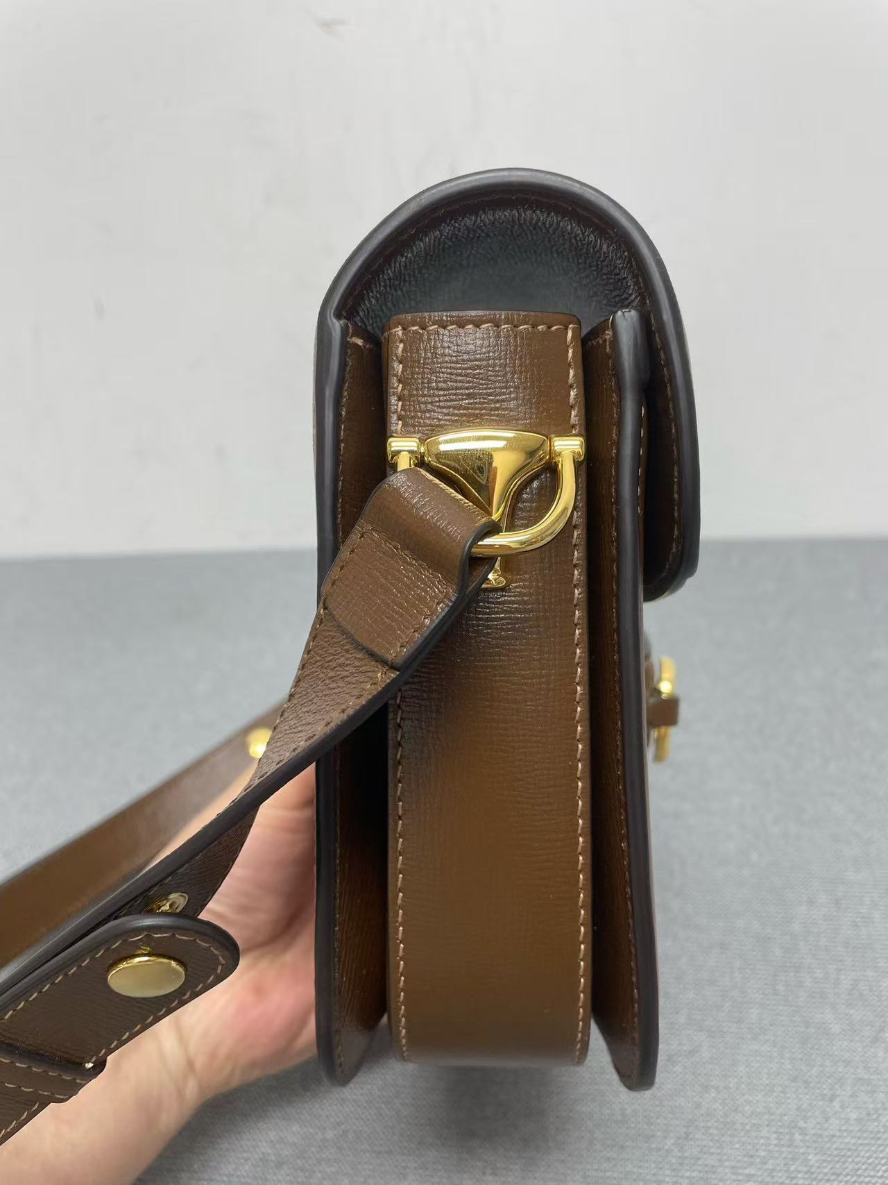 Gucci - 1955 Horsebit Shoulder Bag - GG Supreme canvas with leather trim - Brown - (medium)