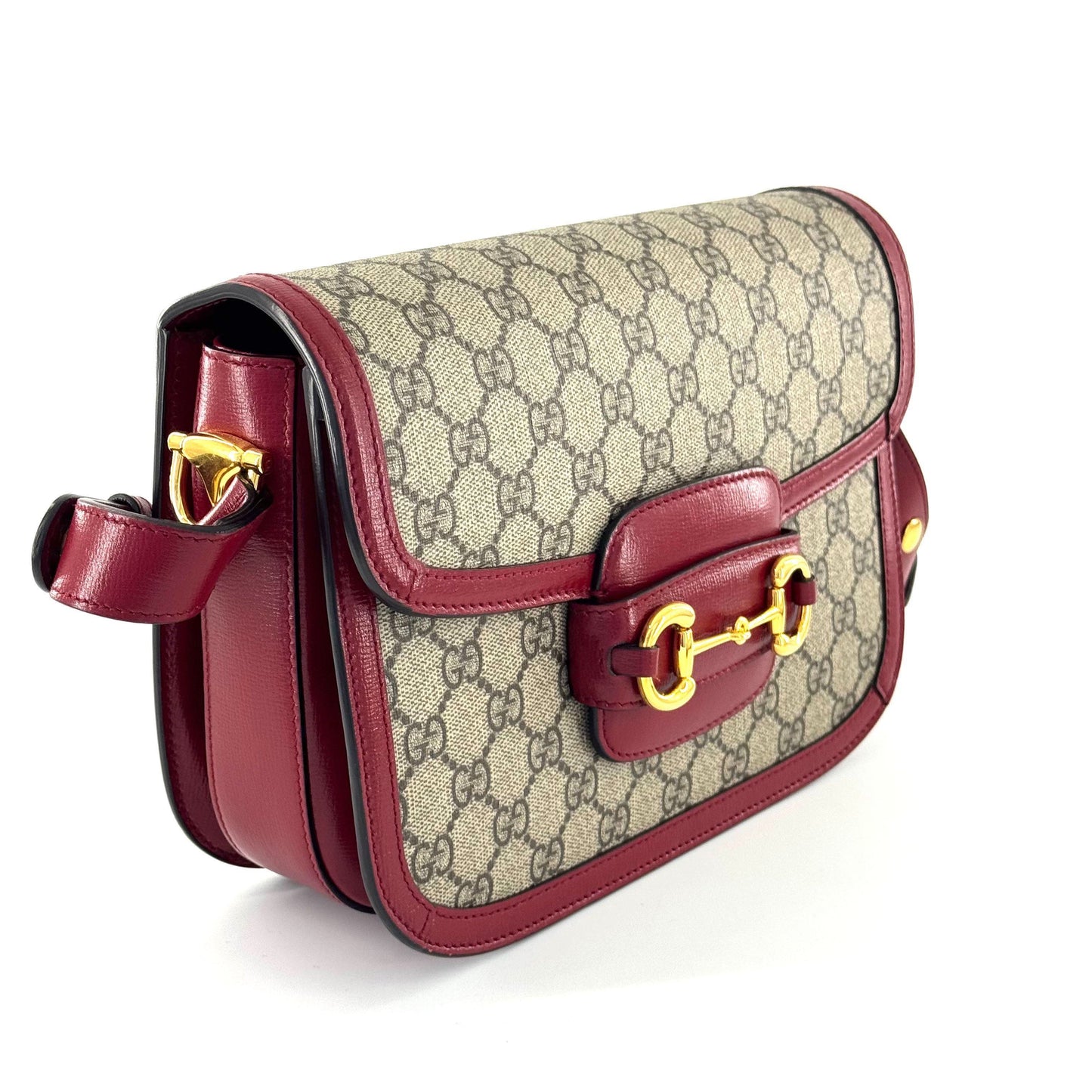 Gucci - 1955 Horsebit Shoulder Bag - GG Supreme coated canvas with leather trim - Beige/Ebony monogram with red accents - (medium)