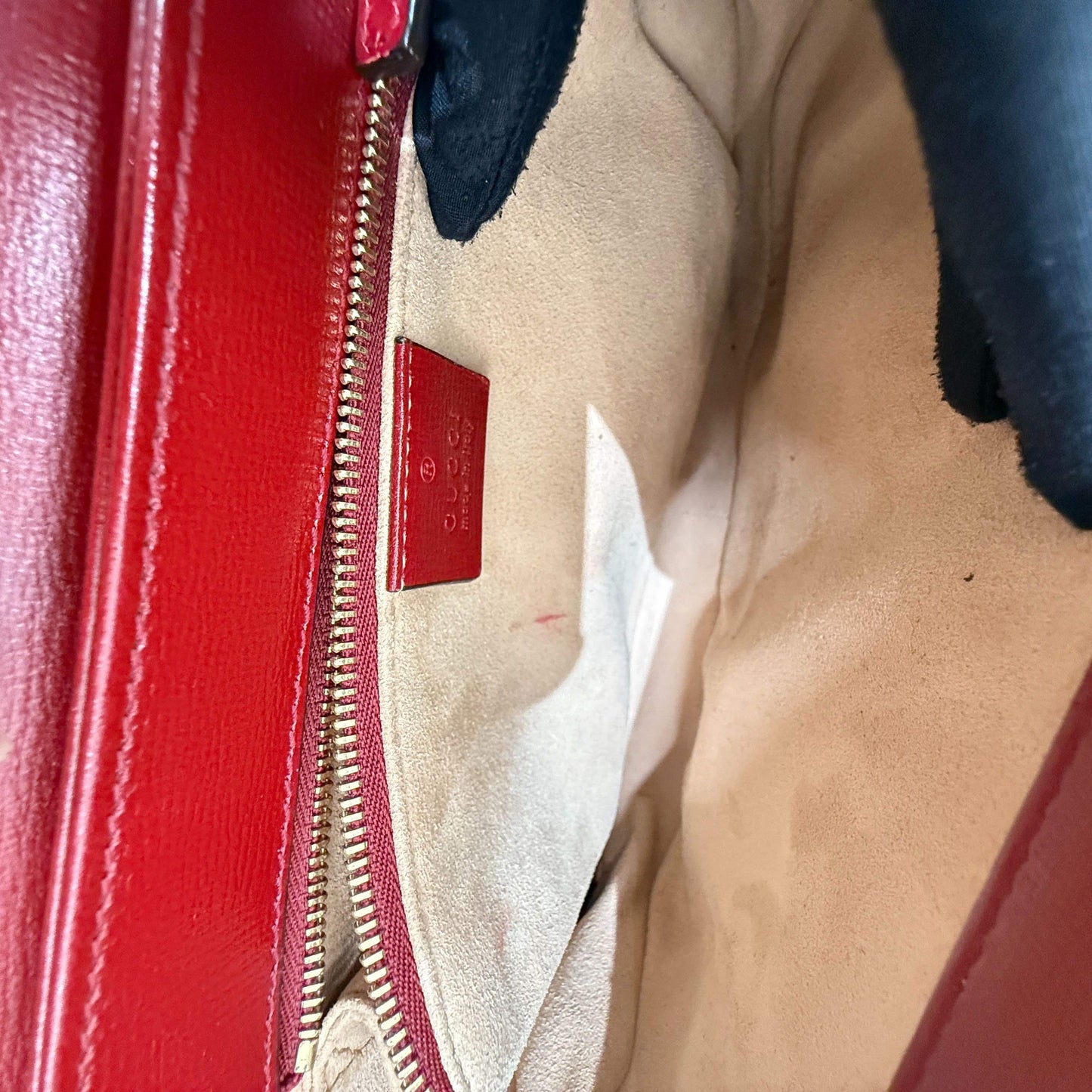 Gucci - 1955 Medium Horsebit Bag - GG Supreme canvas with patent leather trim - Beige and Red - (medium)