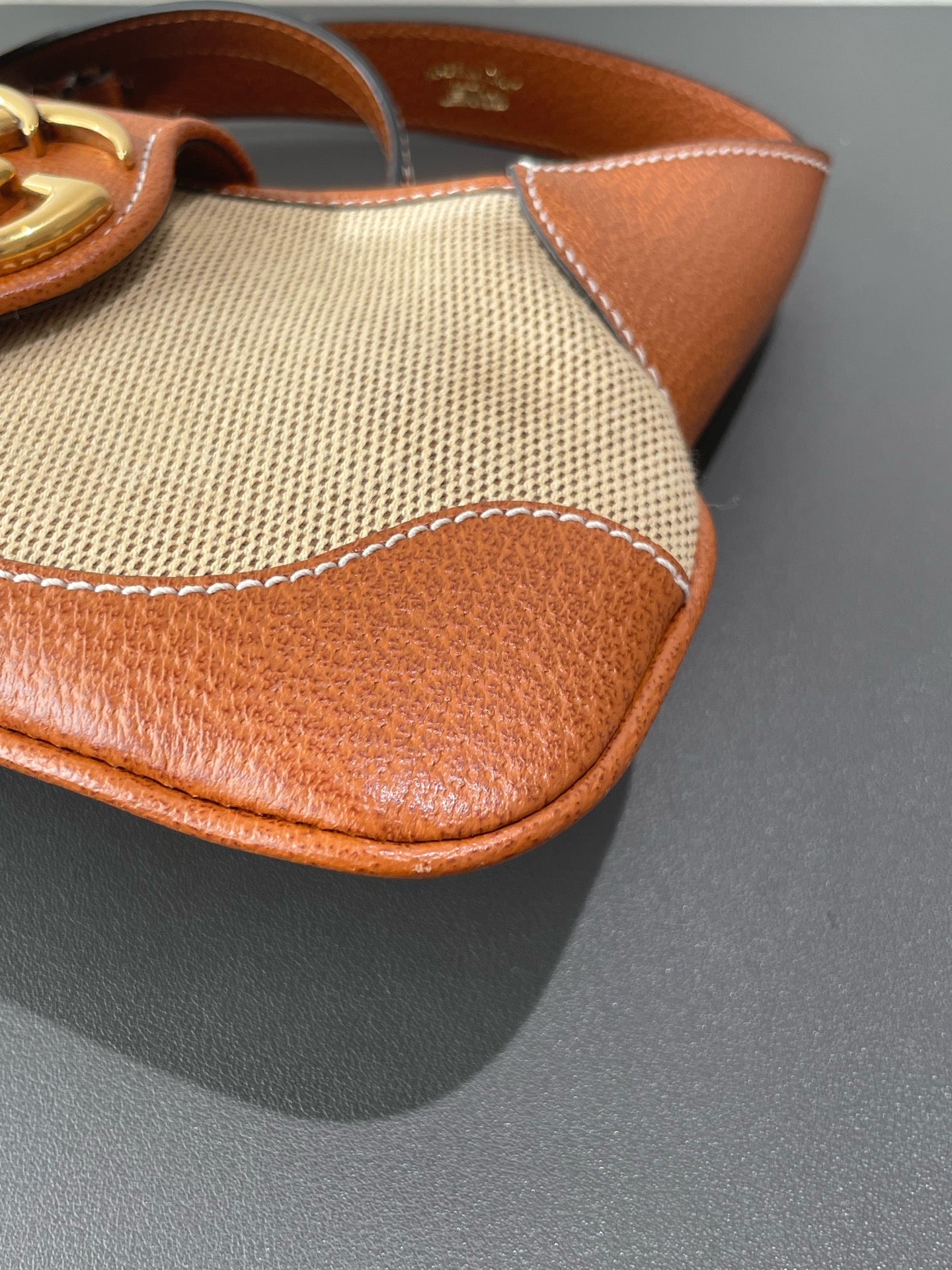 Gucci - Aphrodite Crescent Shoulder Bag - Textured leather and canvas - Brown and Beige - (small)