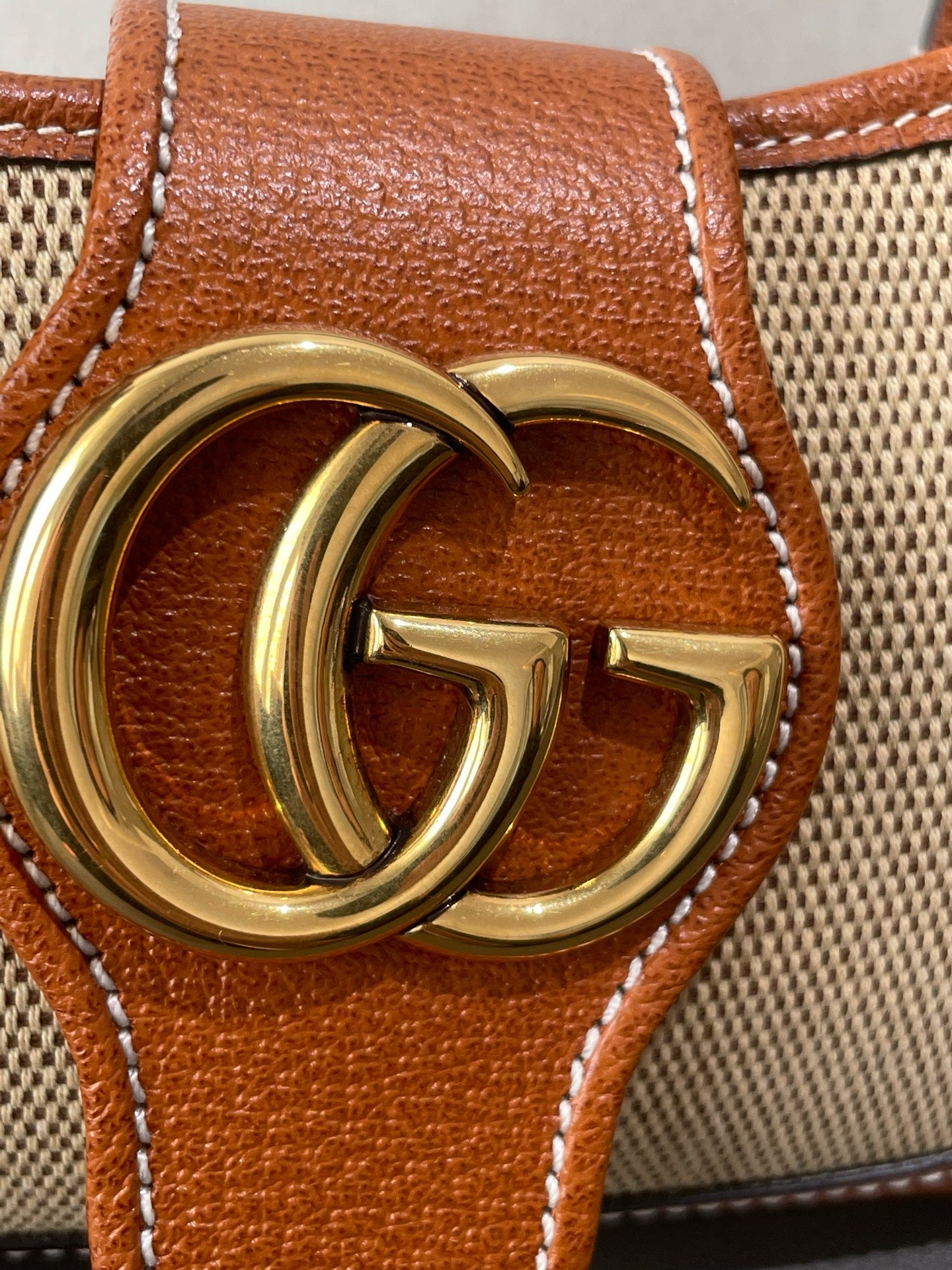 Gucci - Aphrodite Crescent Shoulder Bag - Textured leather and canvas - Brown and Beige - (small)