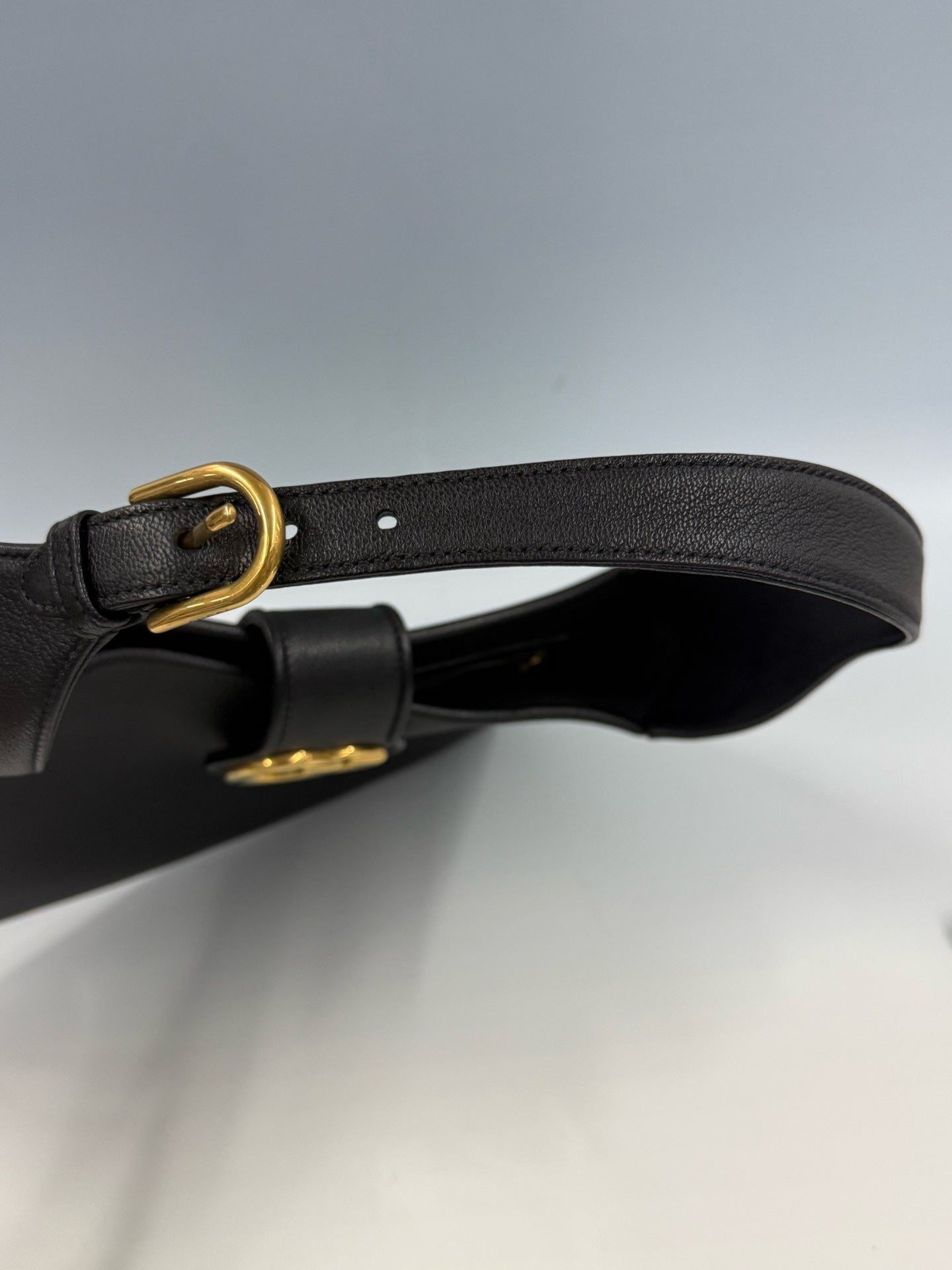 Gucci - Aphrodite - Leather - Black - (Medium)