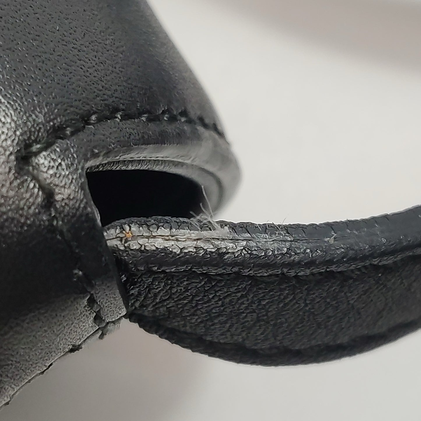 Gucci - Arli - Leather - Black - (Small)