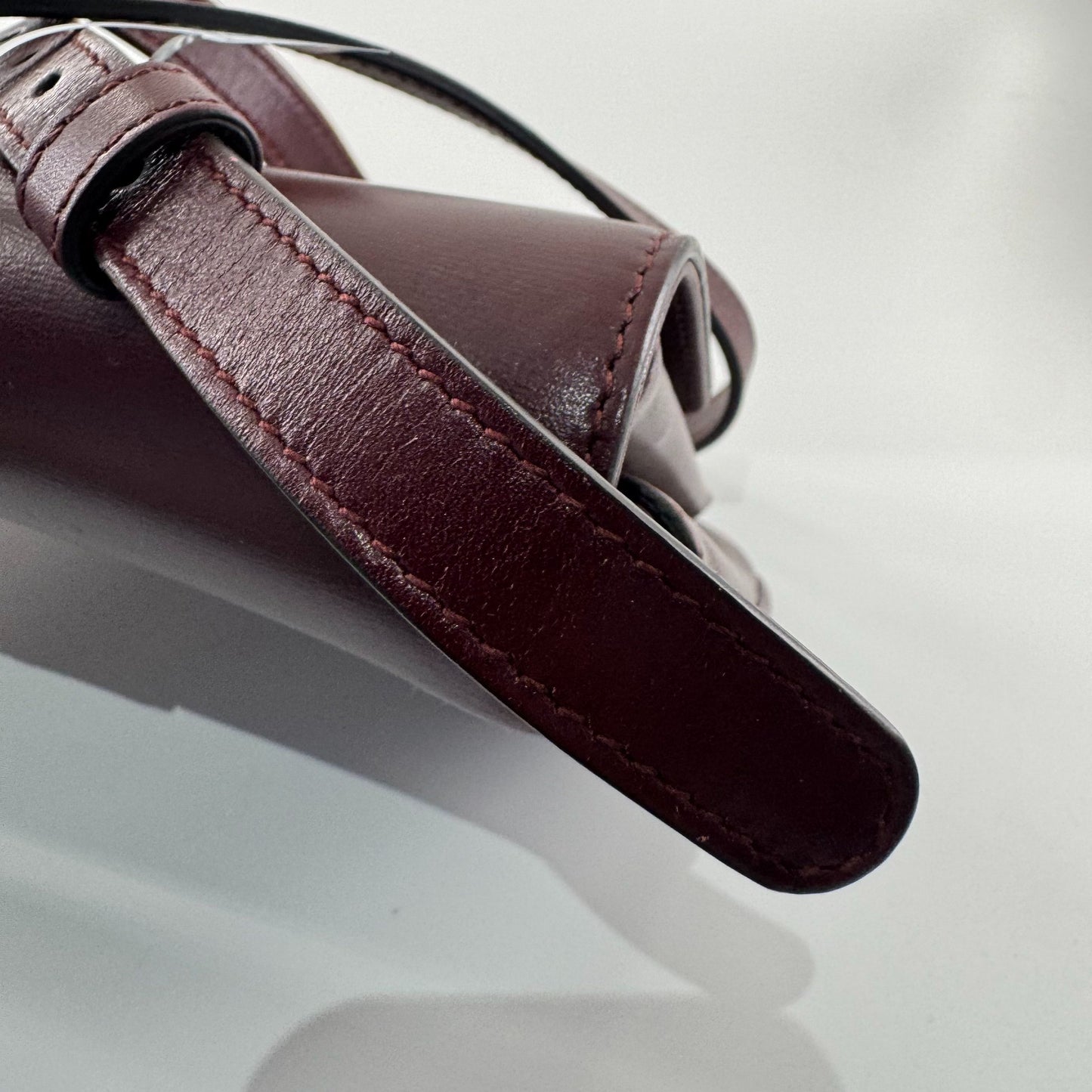 Gucci - Arli Shoulder Bag - Smooth calf leather - Burgundy - (small)