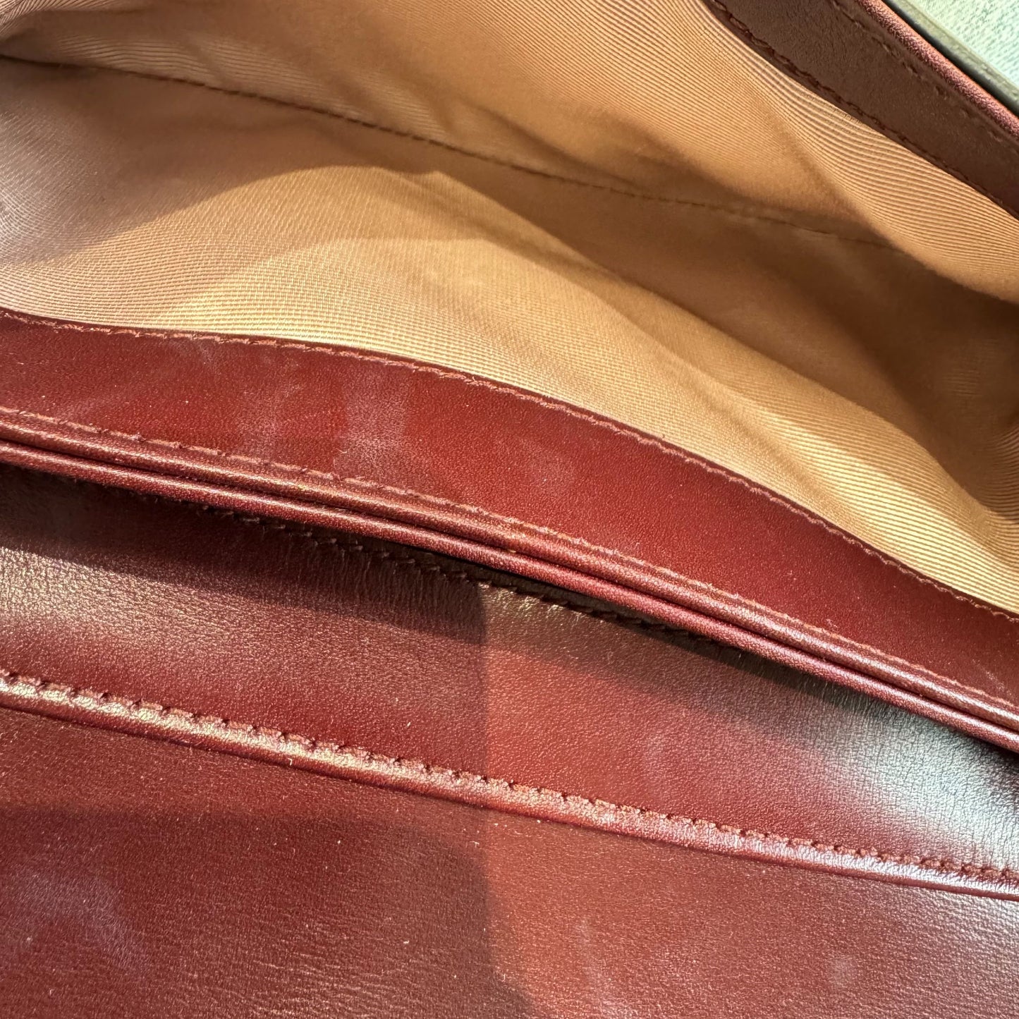 Gucci - Arli Shoulder Bag - Smooth calf leather - Burgundy - (small)
