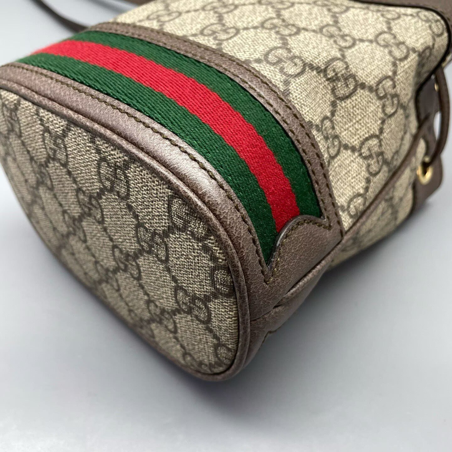 Gucci - Bucket bag - GG Supreme canvas with leather trim - Ebony (Brown) with red and green Web stripe - (mini)