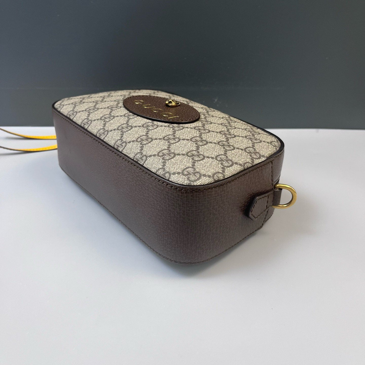 Gucci - Camera Bag - GG Supreme canvas with leather trim - Brown - (Small)