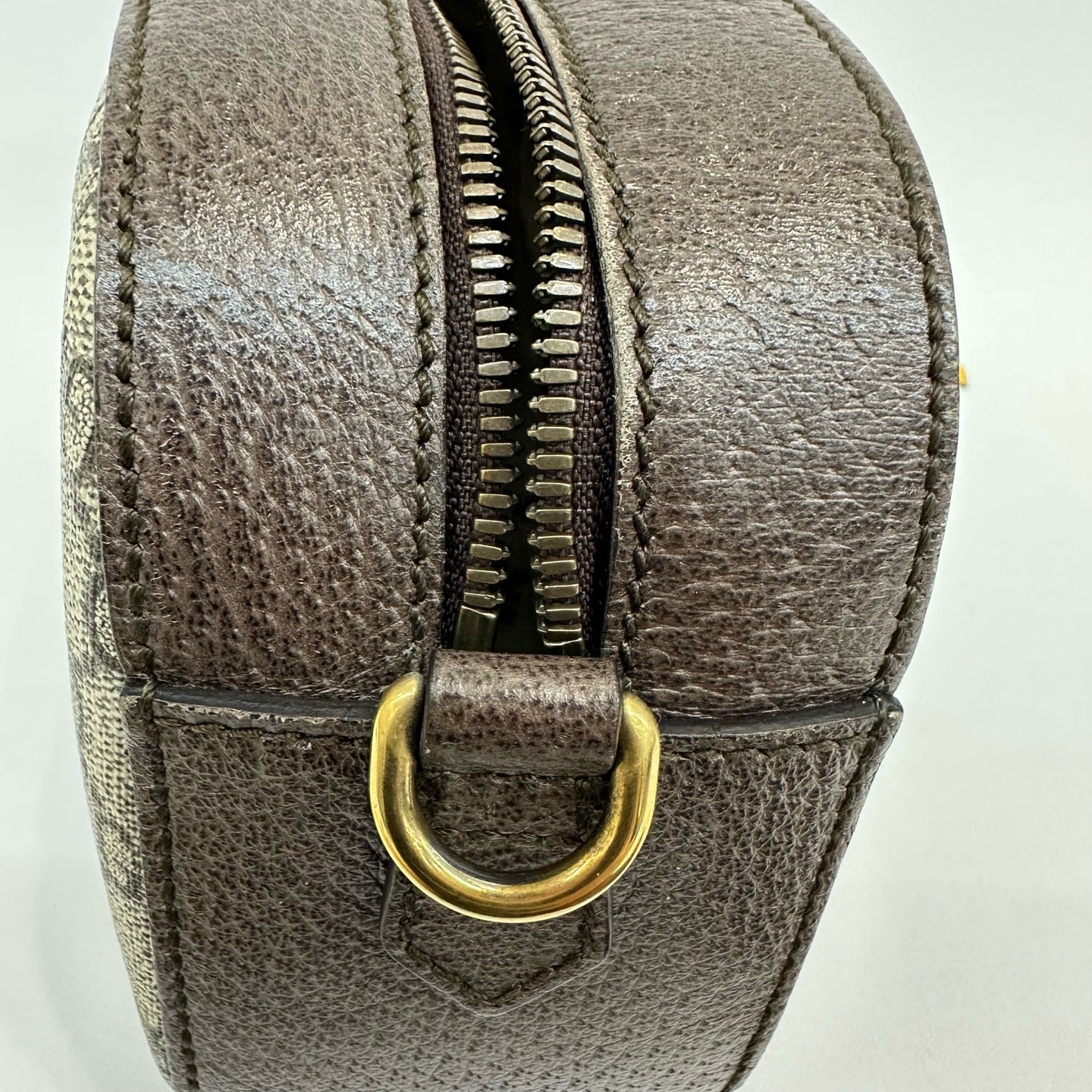 Gucci - Camera Bag - GG Supreme coated canvas with leather trim - Beige with brown trim - (mini)