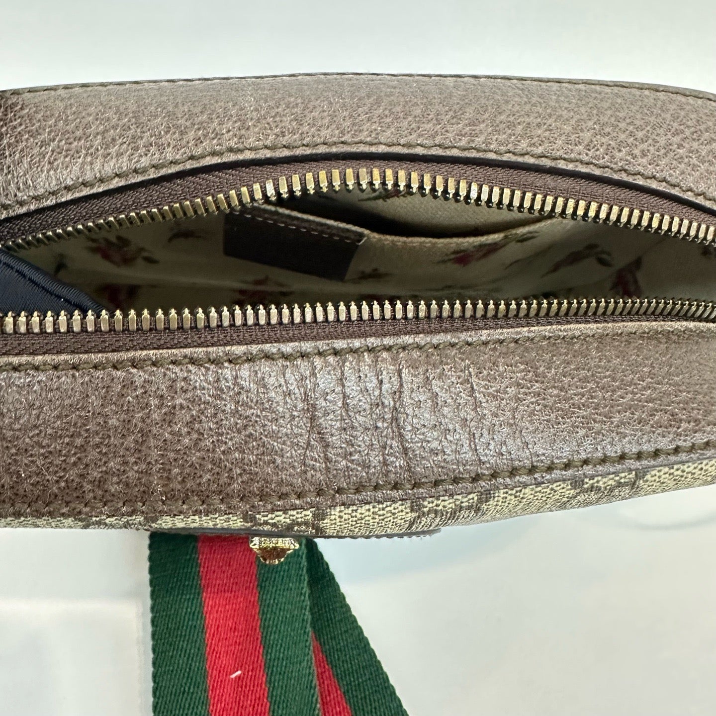 Gucci - Camera Bag - GG Supreme coated canvas with leather trim - Beige with brown trim - (mini)