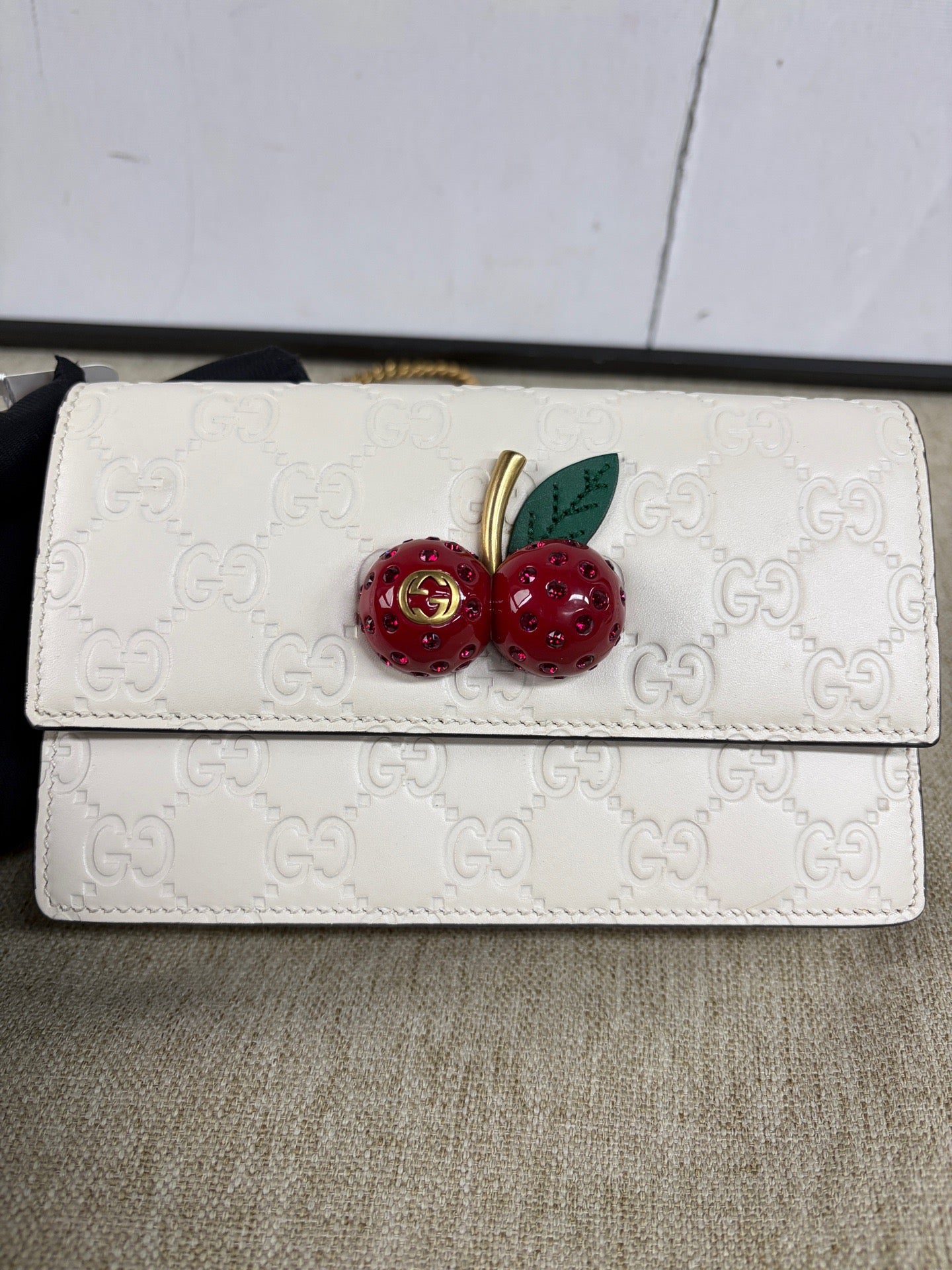 Gucci - Cherry Wallet on Chain - Leather - White - (mini)