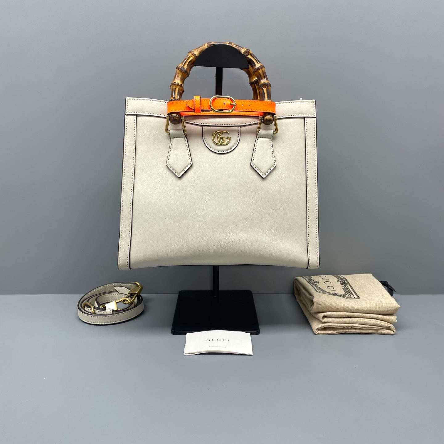 Gucci - Diana Bamboo Tote Bag - Leather - White with Gold-Tone Hardware and Neon Orange detail - (Small)